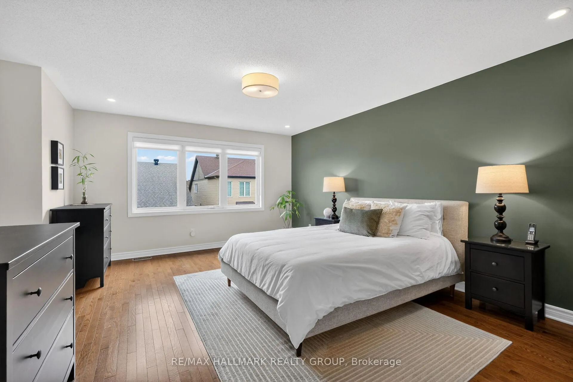 Photo 15 of 558 Genevriers Street, Ottawa, Avalon West — HOMEH