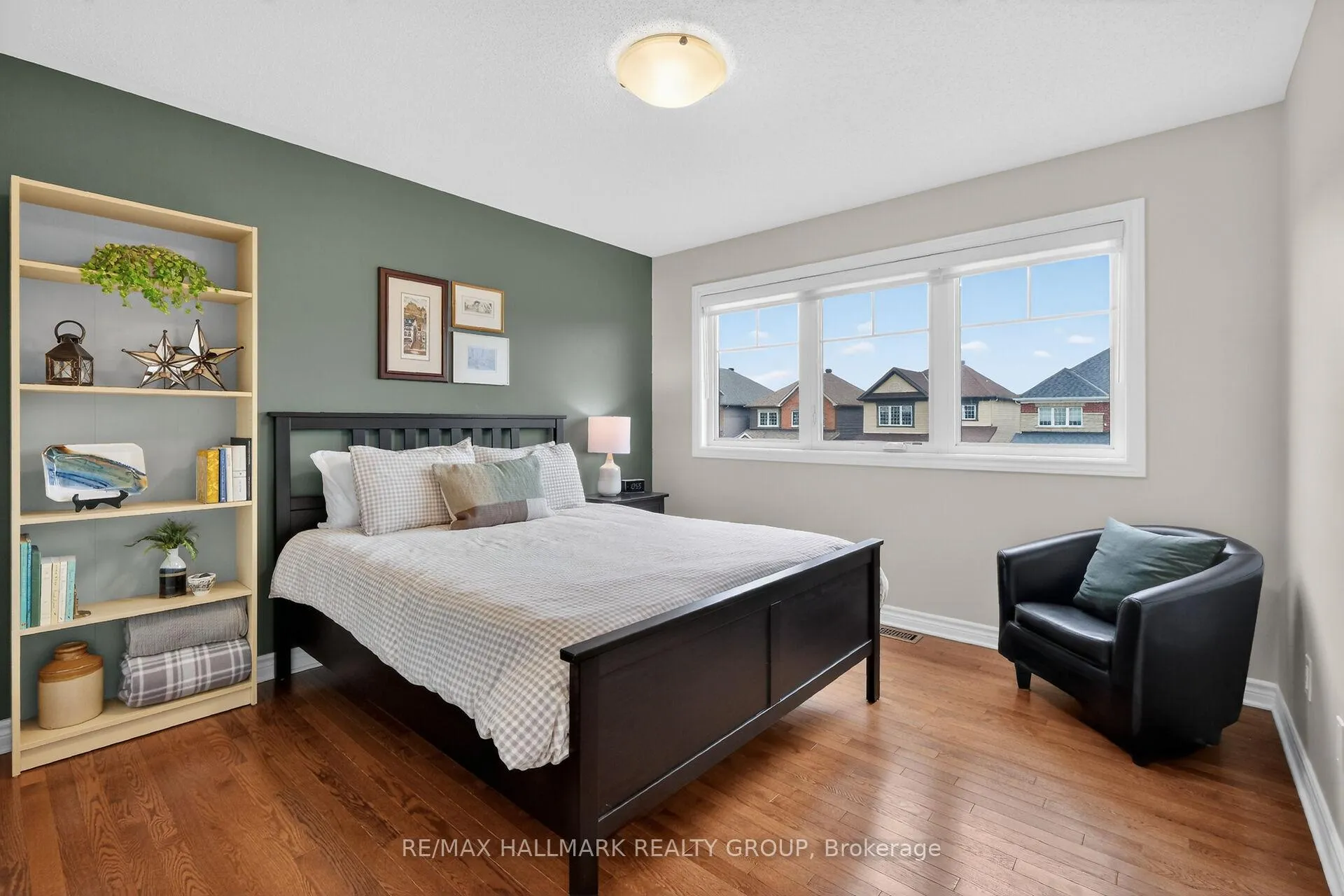 Photo 21 of 558 Genevriers Street, Ottawa, Avalon West — HOMEH