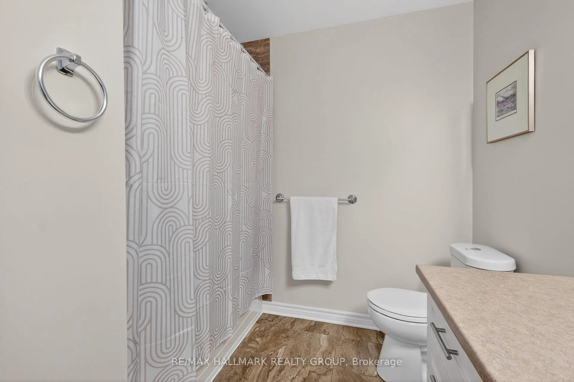 Photo 24 of 558 Genevriers Street, Ottawa, Avalon West — HOMEH