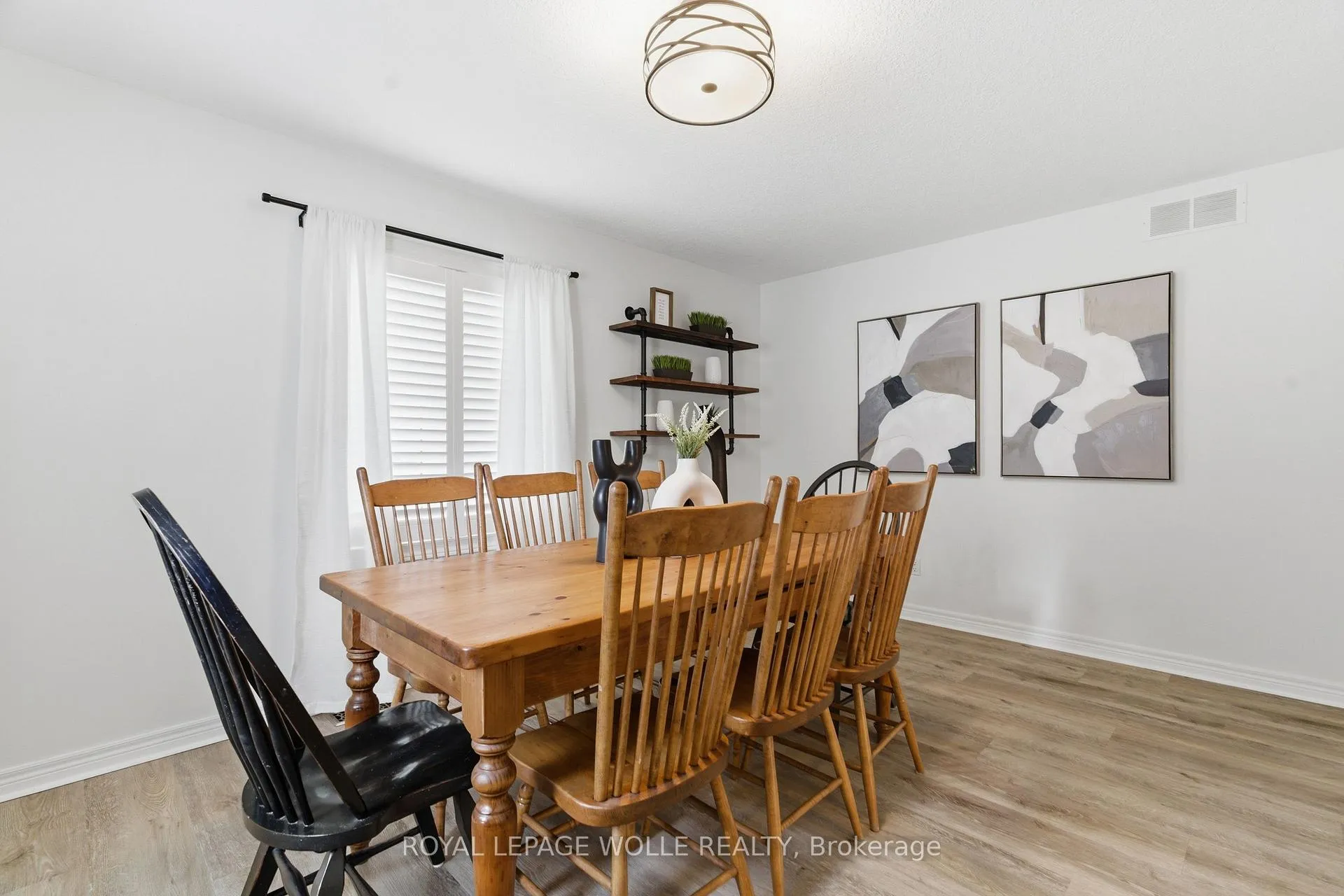 Photo 17 of 43 Ardwood Place, Kitchener — HOMEH