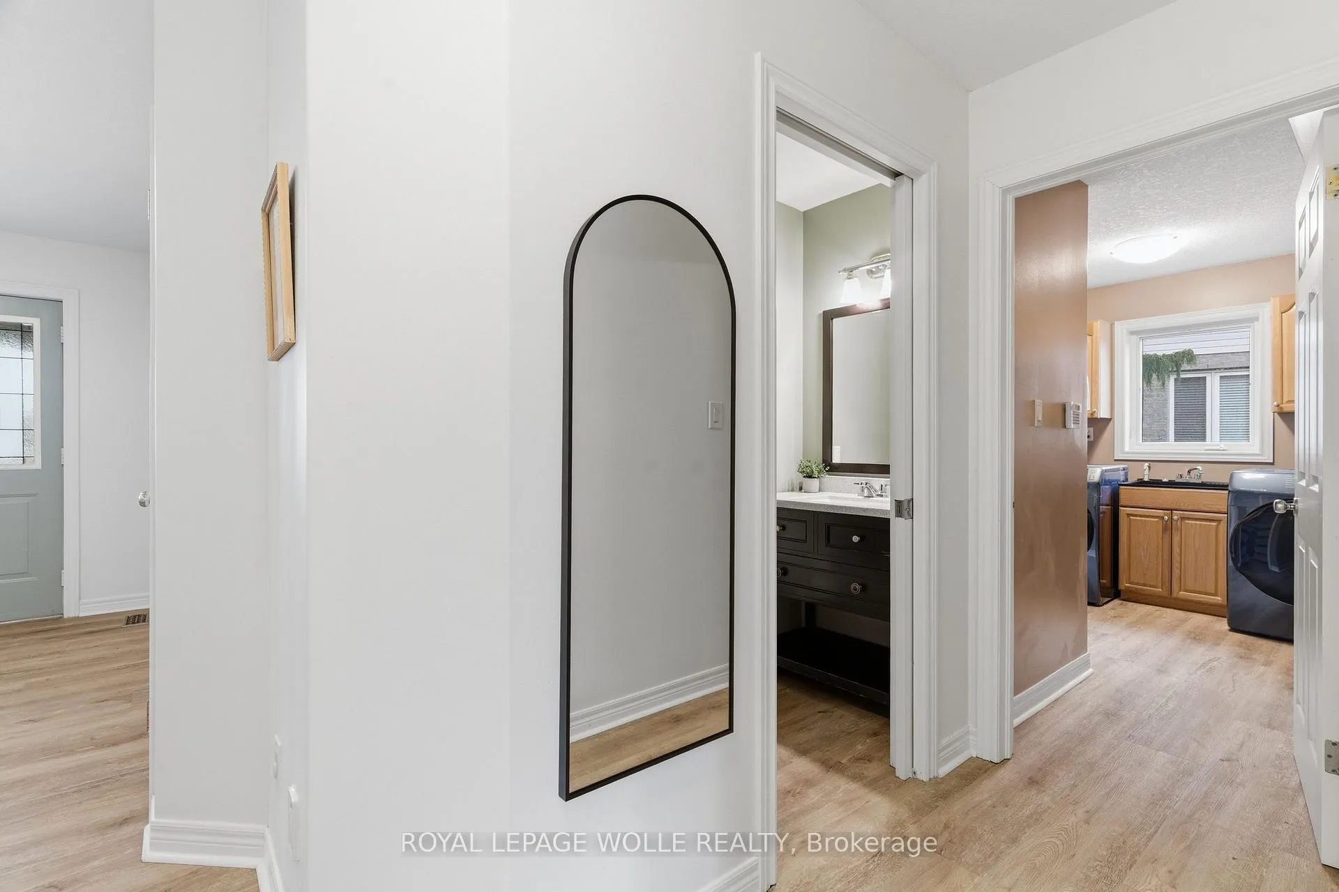 Photo 19 of 43 Ardwood Place, Kitchener — HOMEH