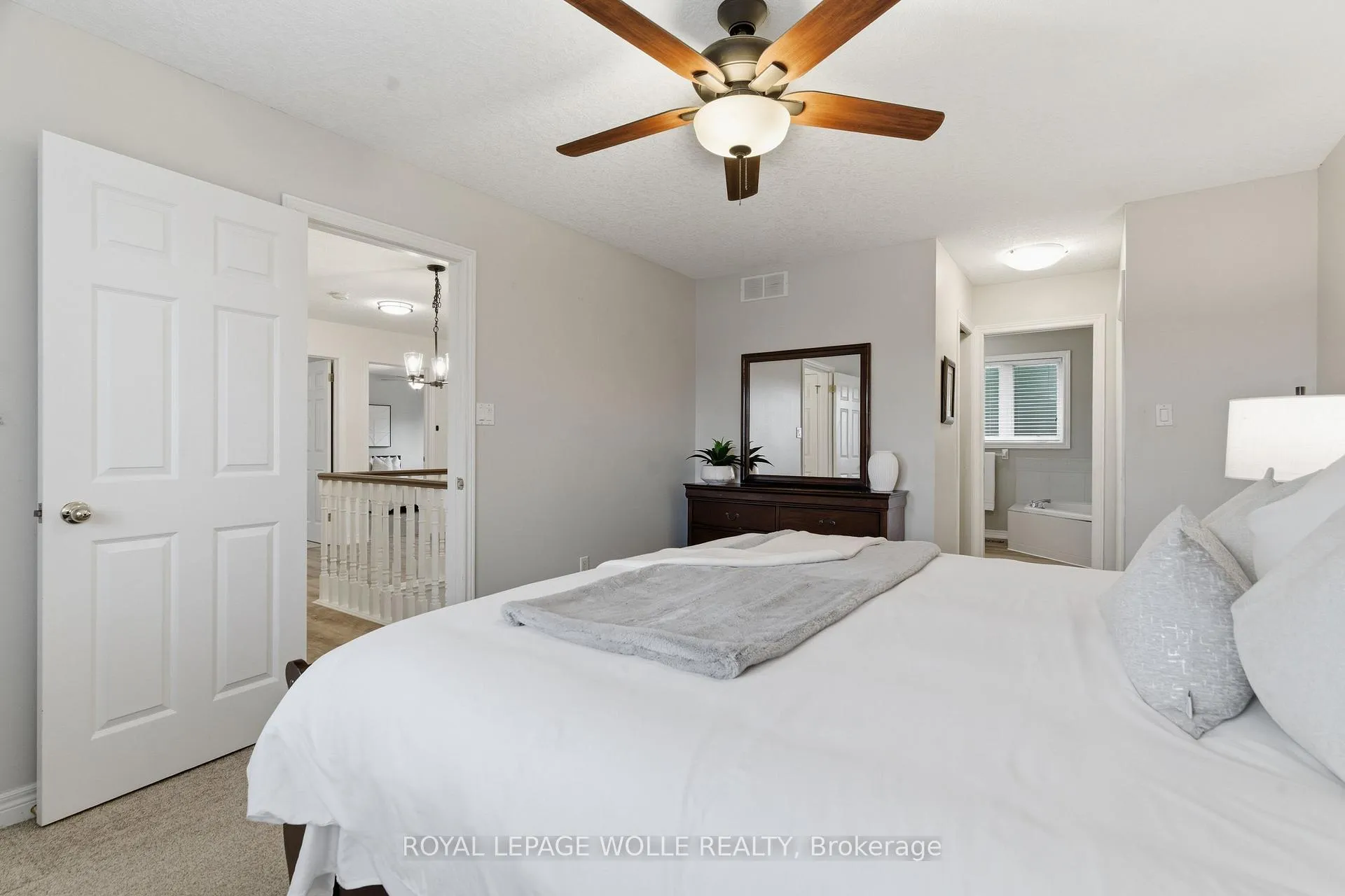 Photo 34 of 43 Ardwood Place, Kitchener — HOMEH