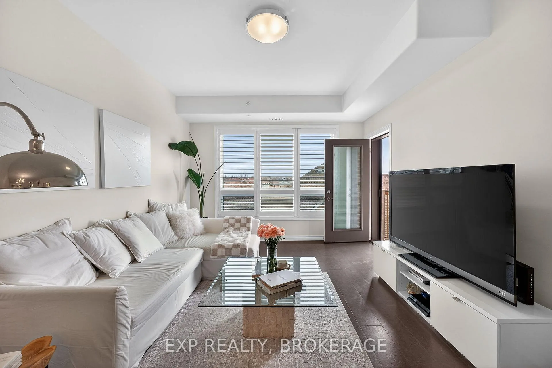 Photo 4 of Unit 301, 740 Augusta Drive, Kingston, City Northwest — HOMEH