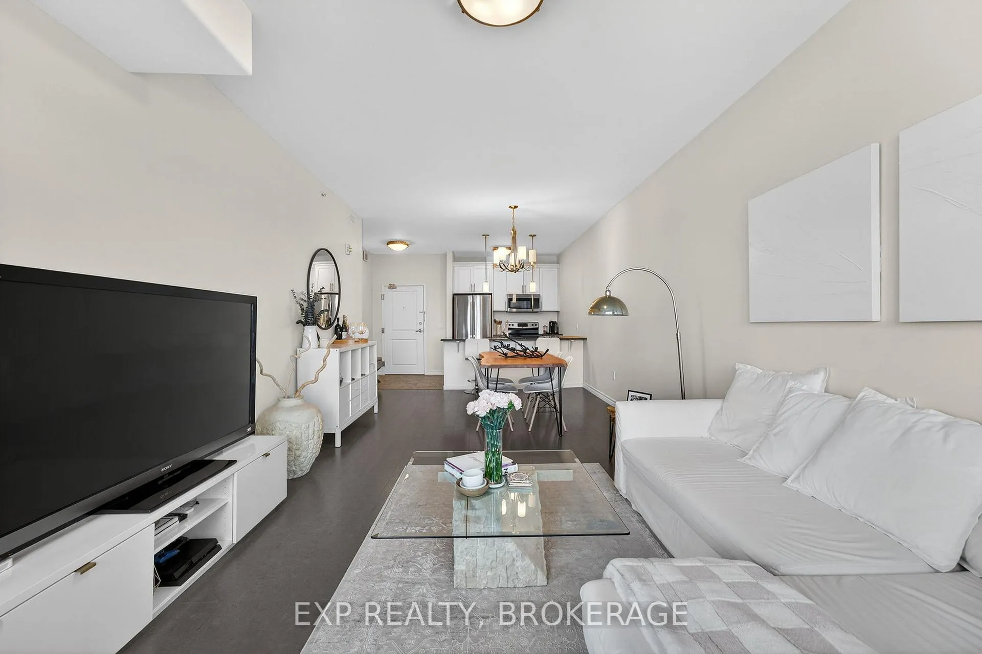 Photo 5 of Unit 301, 740 Augusta Drive, Kingston, City Northwest — HOMEH