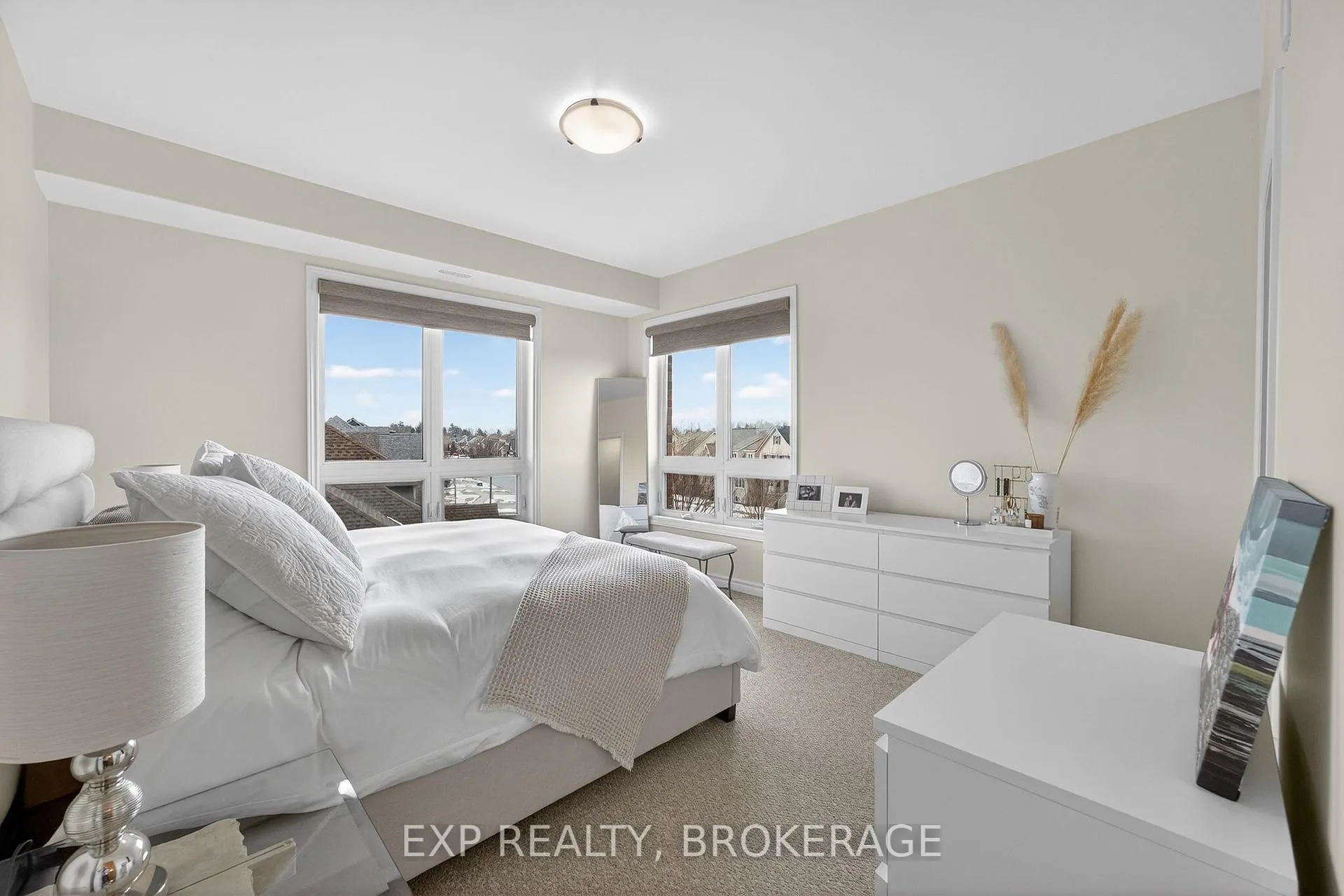 Photo 11 of Unit 301, 740 Augusta Drive, Kingston, City Northwest — HOMEH