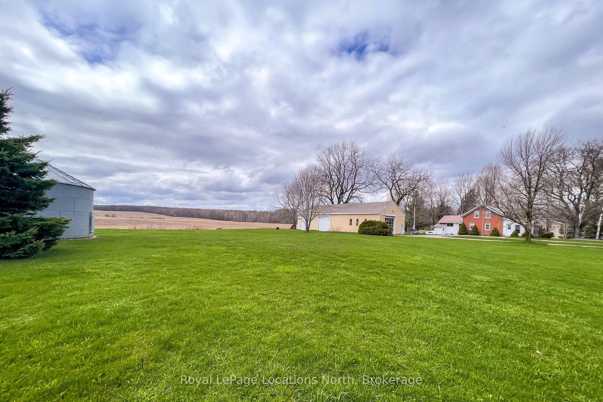 Photo 4 of 138268 Grey 112 Road, Meaford — HOMEH