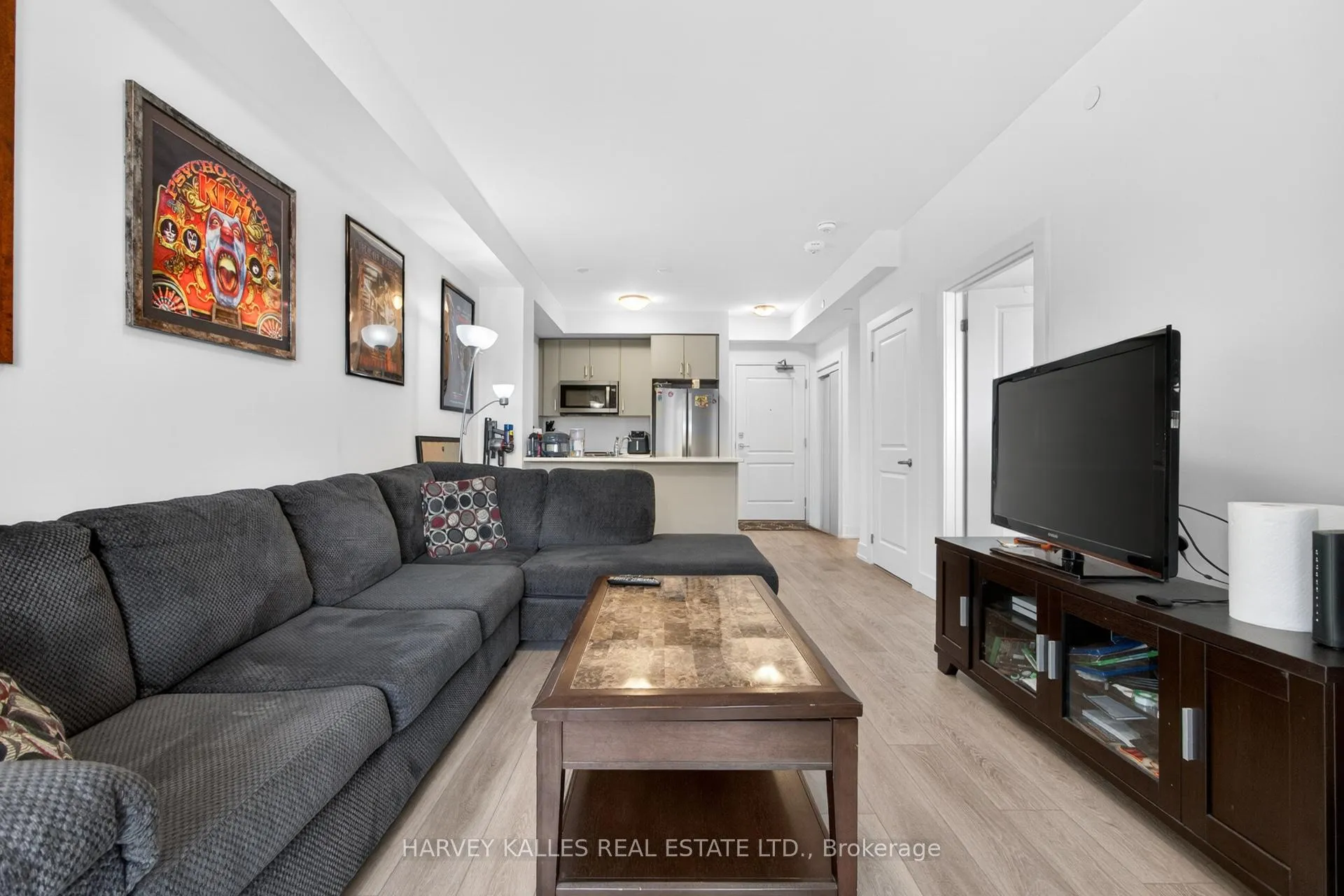 Photo 10 of Unit 431, 460 Dundas Street W, Hamilton, Waterdown — HOMEH