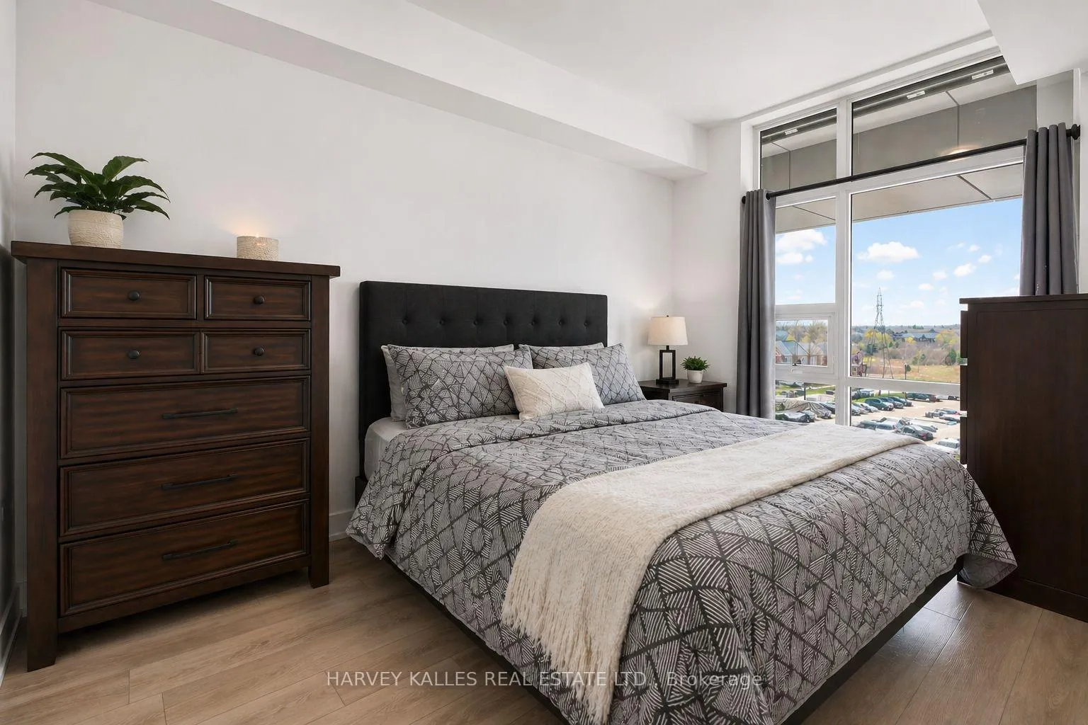 Photo 15 of Unit 431, 460 Dundas Street W, Hamilton, Waterdown — HOMEH