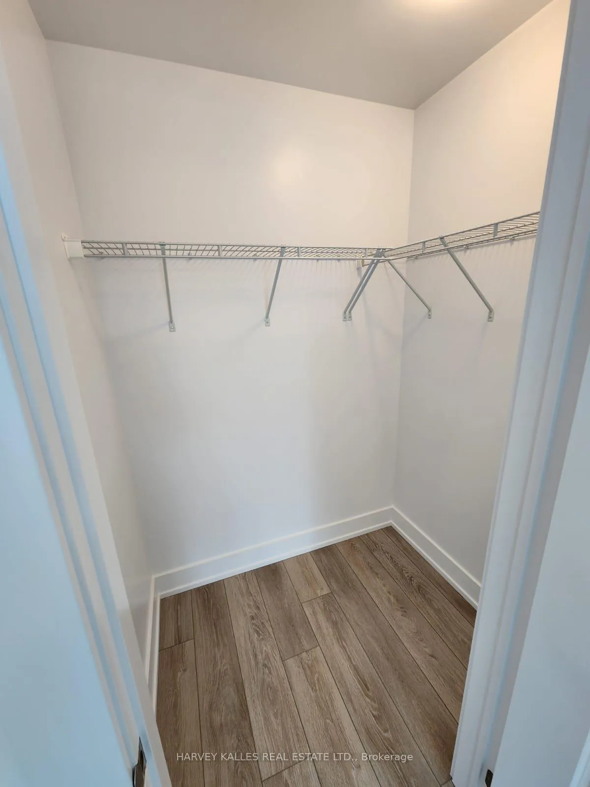 Photo 16 of Unit 431, 460 Dundas Street W, Hamilton, Waterdown — HOMEH