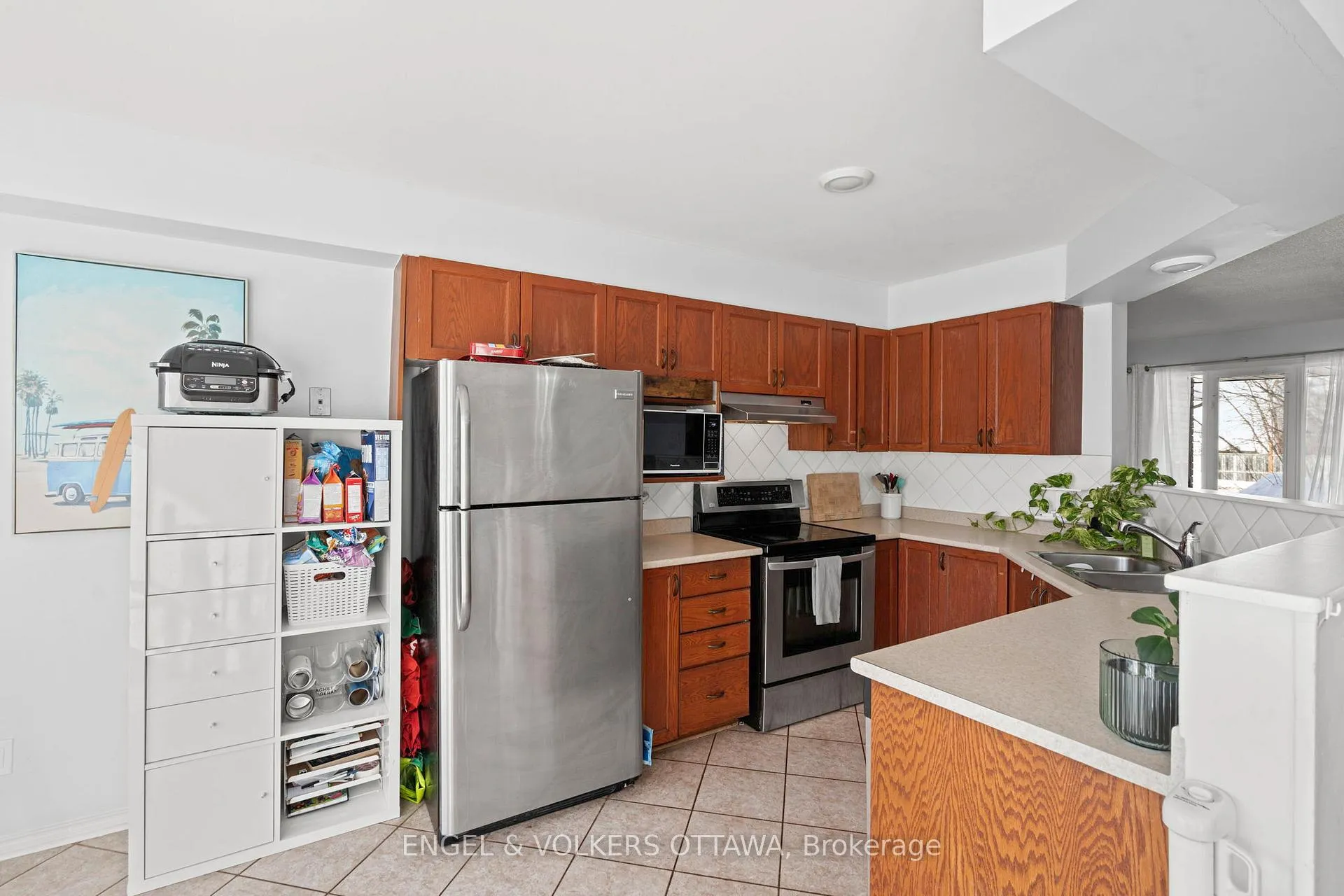Photo 11 of 783 Nesting Way, Ottawa, Fallingbrook/Gardenway South — HOMEH