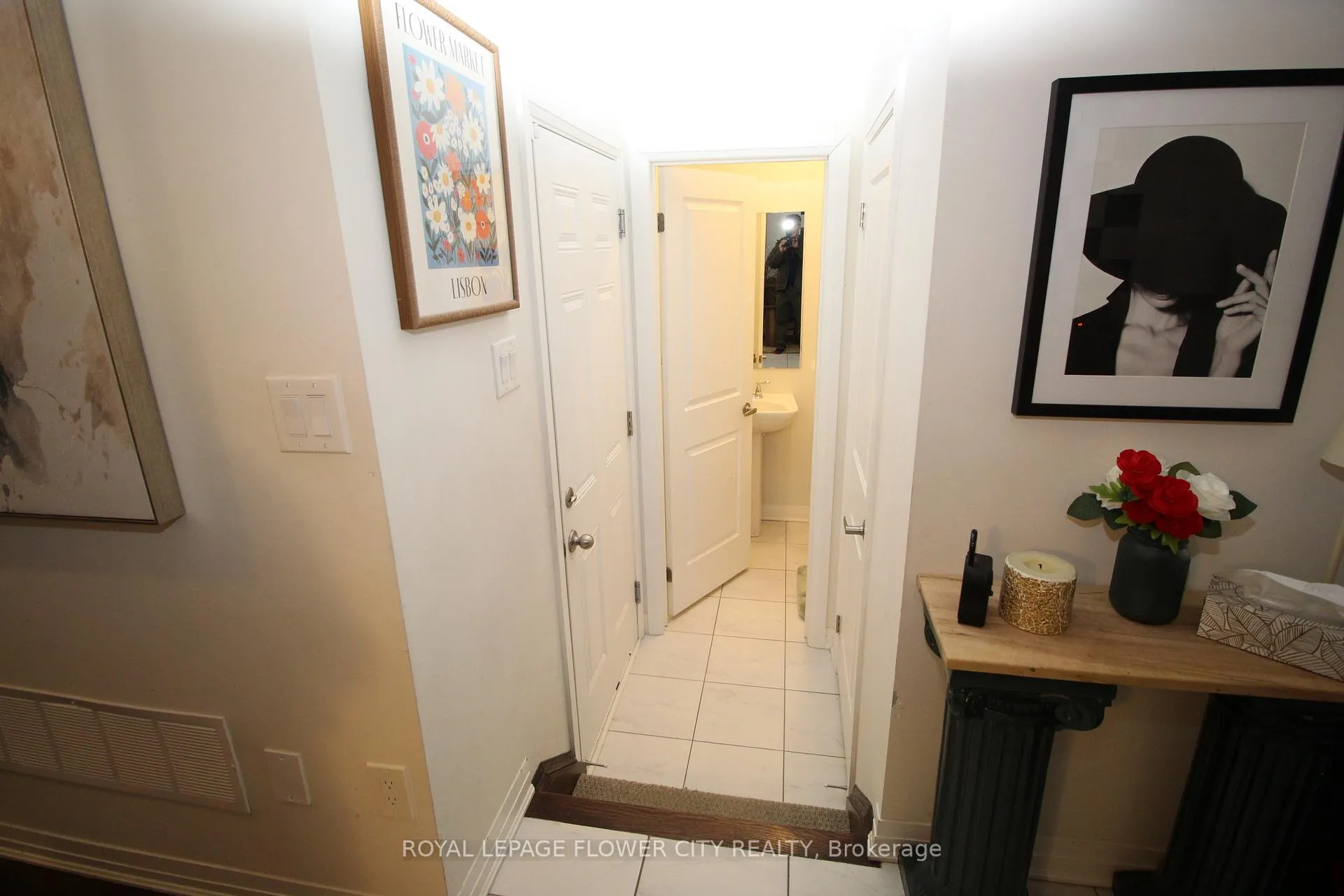 Photo 15 of 4060 Maitland Street, Lincoln, Beamsville — HOMEH