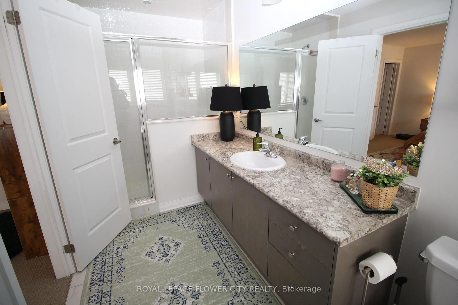 Photo 24 of 4060 Maitland Street, Lincoln, Beamsville — HOMEH