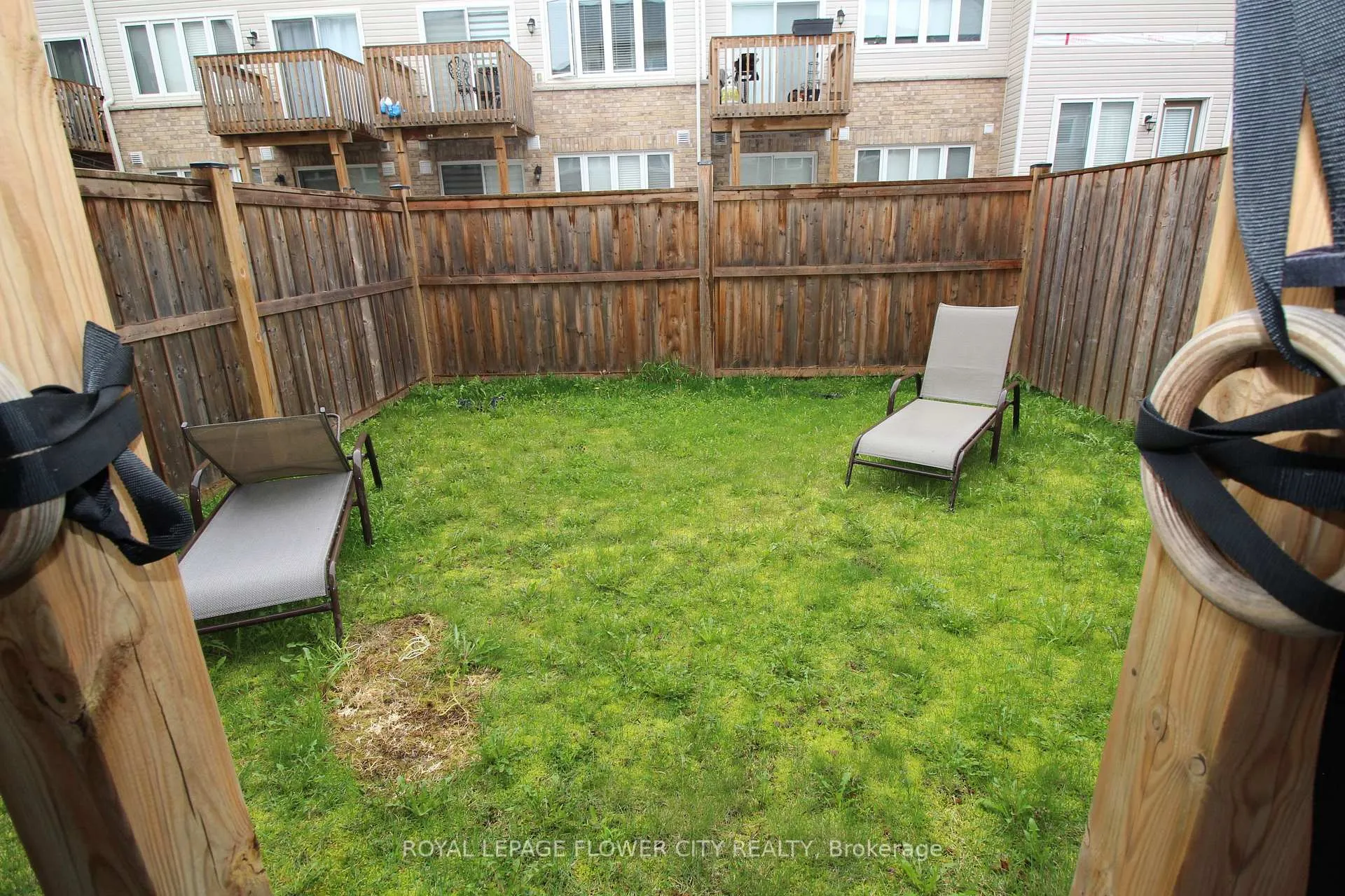 Photo 31 of 4060 Maitland Street, Lincoln, Beamsville — HOMEH