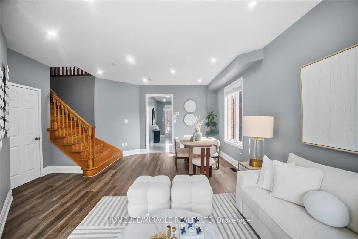 Photo 6 of 6 Prima Vista Court, Brampton, Fletcher's Meadow — HOMEH