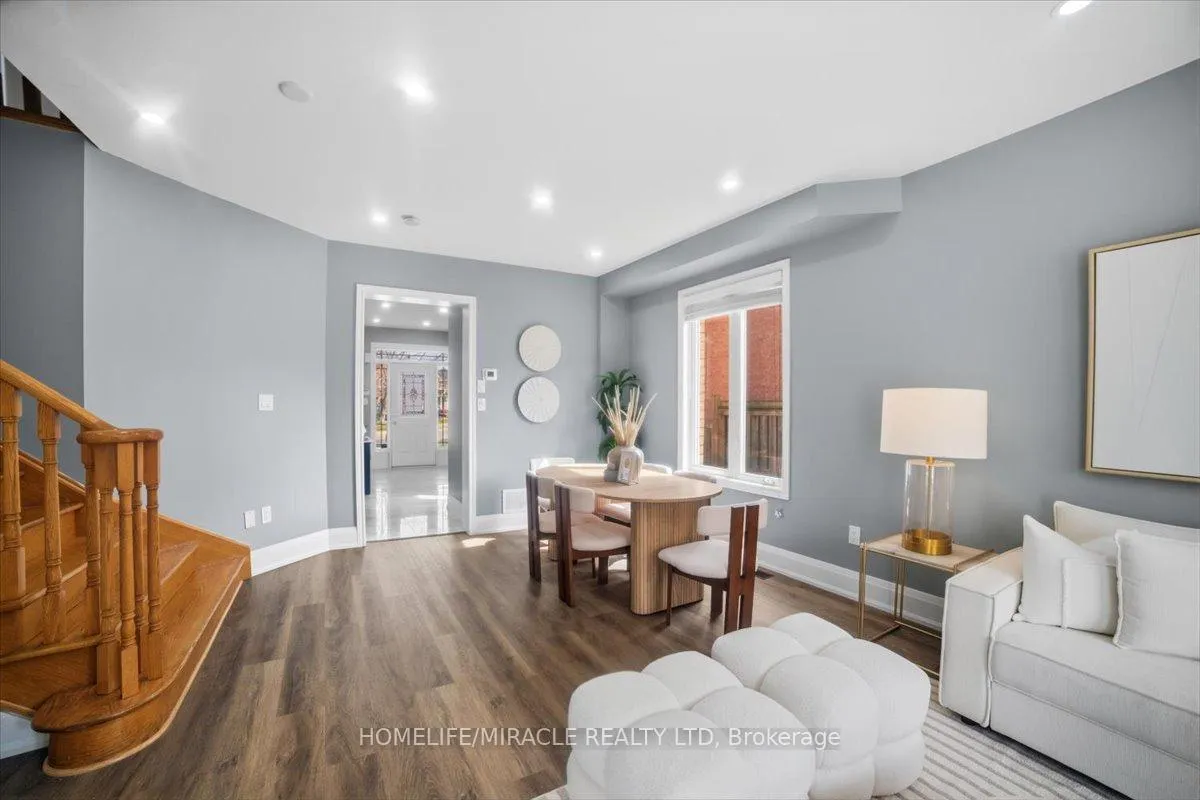 Photo 11 of 6 Prima Vista Court, Brampton, Fletcher's Meadow — HOMEH
