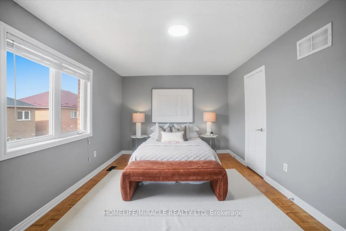 Photo 21 of 6 Prima Vista Court, Brampton, Fletcher's Meadow — HOMEH