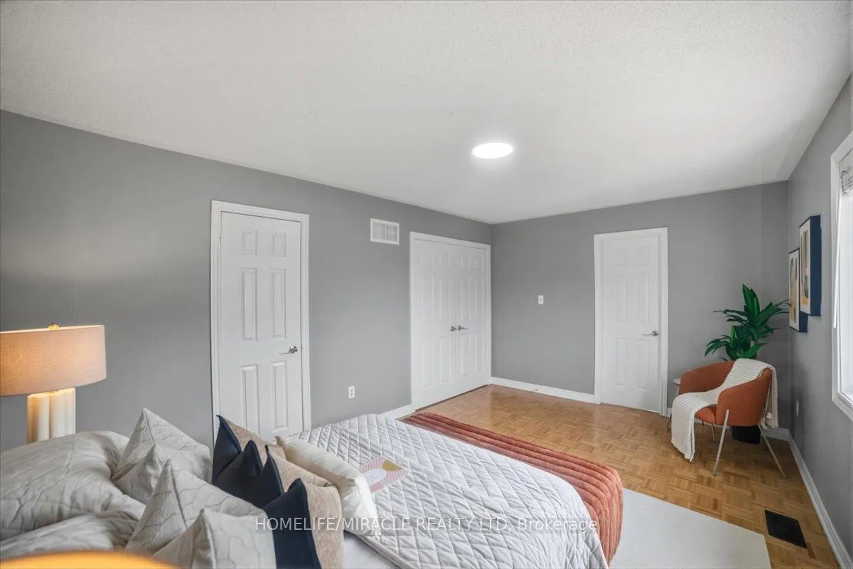 Photo 25 of 6 Prima Vista Court, Brampton, Fletcher's Meadow — HOMEH
