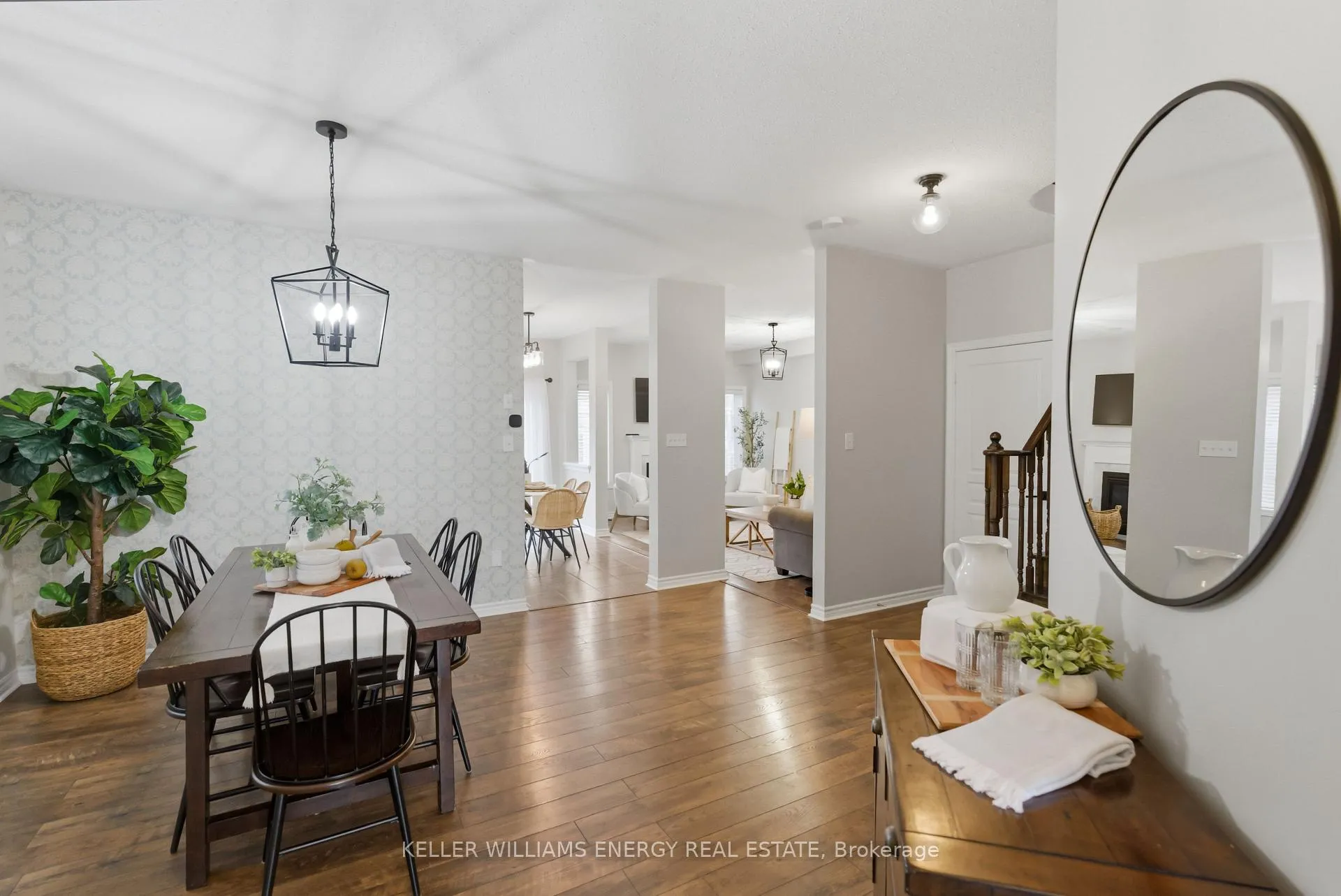 Photo 5 of 130 Buttonshaw Street, Clarington, Bowmanville — HOMEH