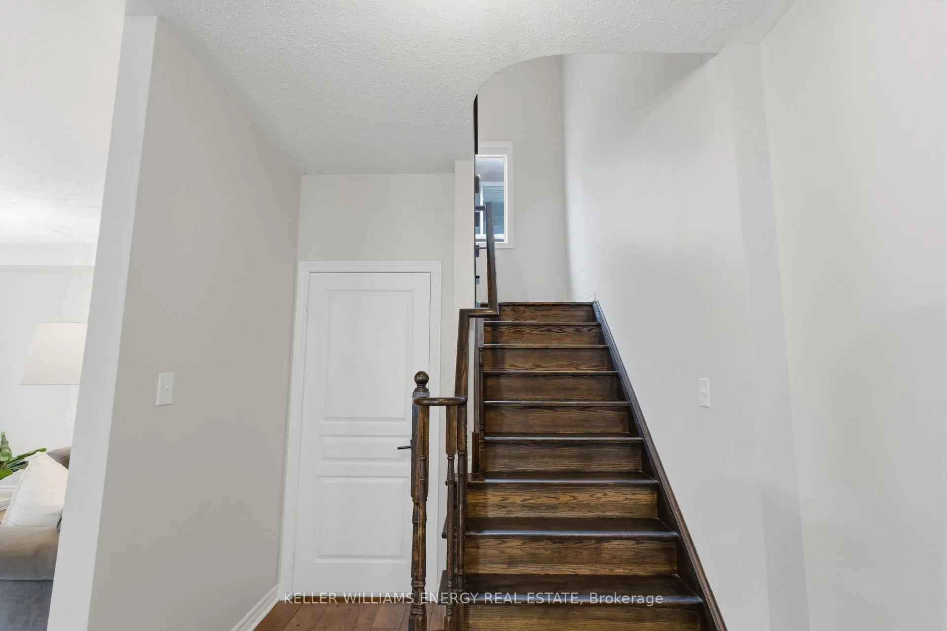Photo 20 of 130 Buttonshaw Street, Clarington, Bowmanville — HOMEH