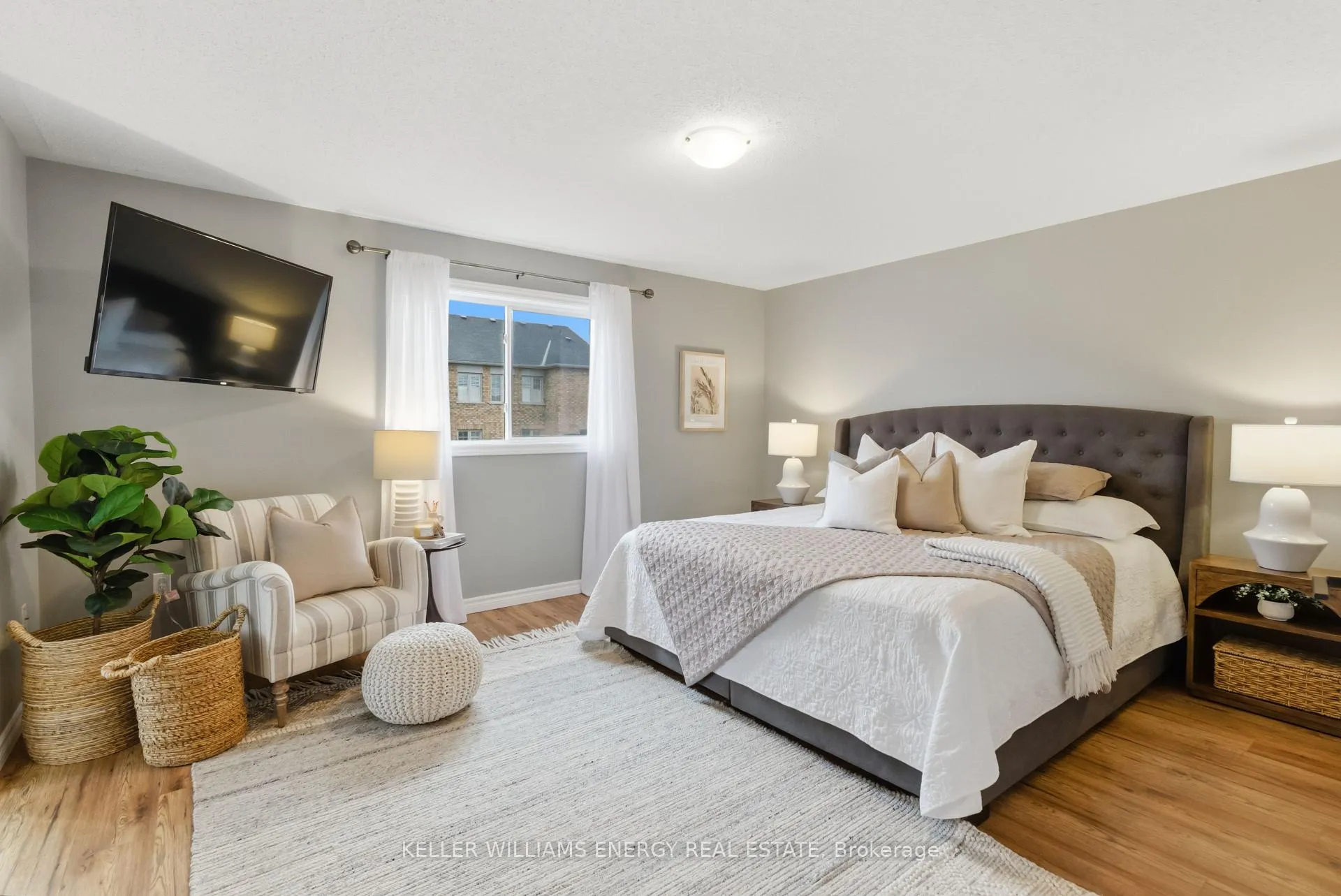 Photo 22 of 130 Buttonshaw Street, Clarington, Bowmanville — HOMEH