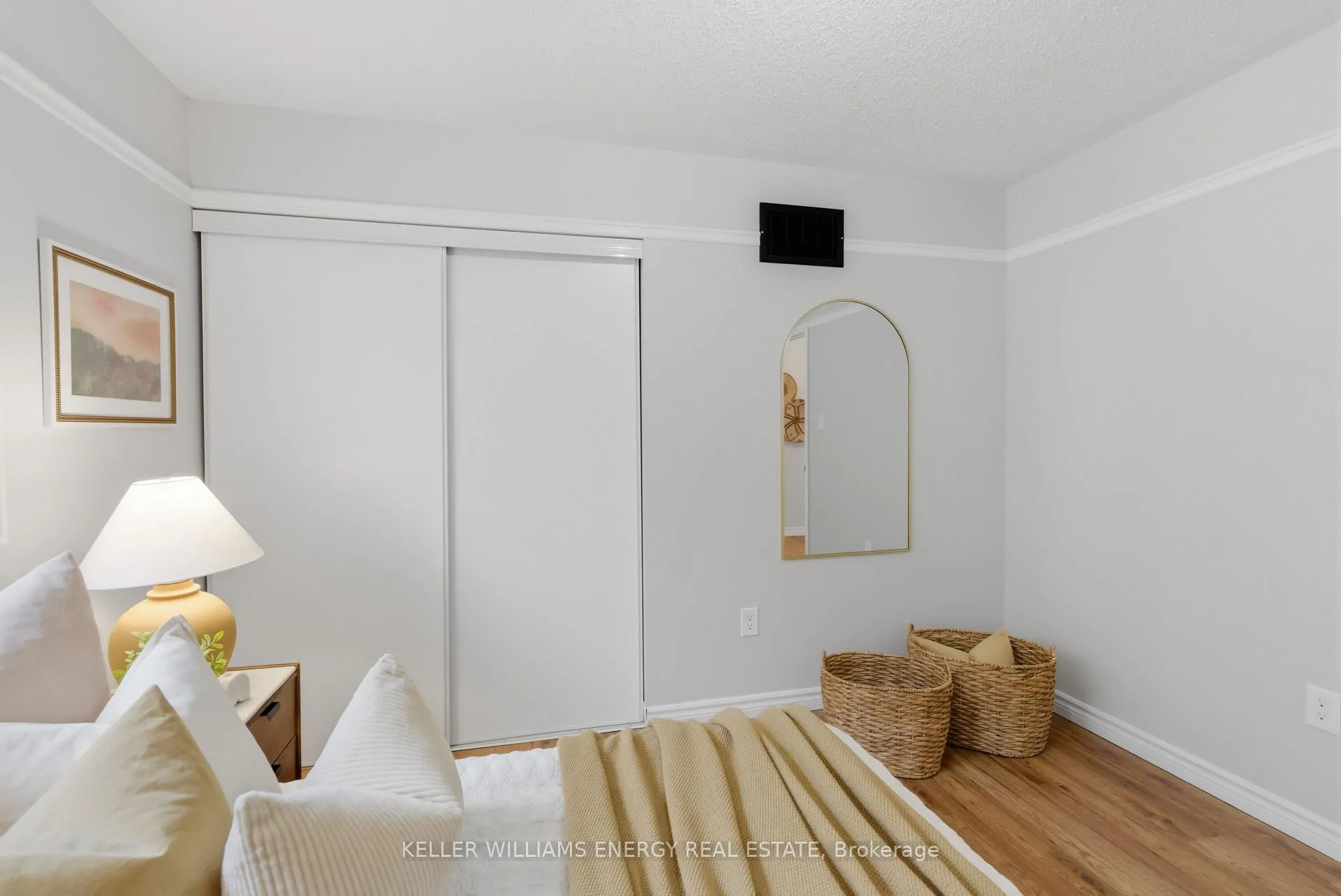 Photo 33 of 130 Buttonshaw Street, Clarington, Bowmanville — HOMEH