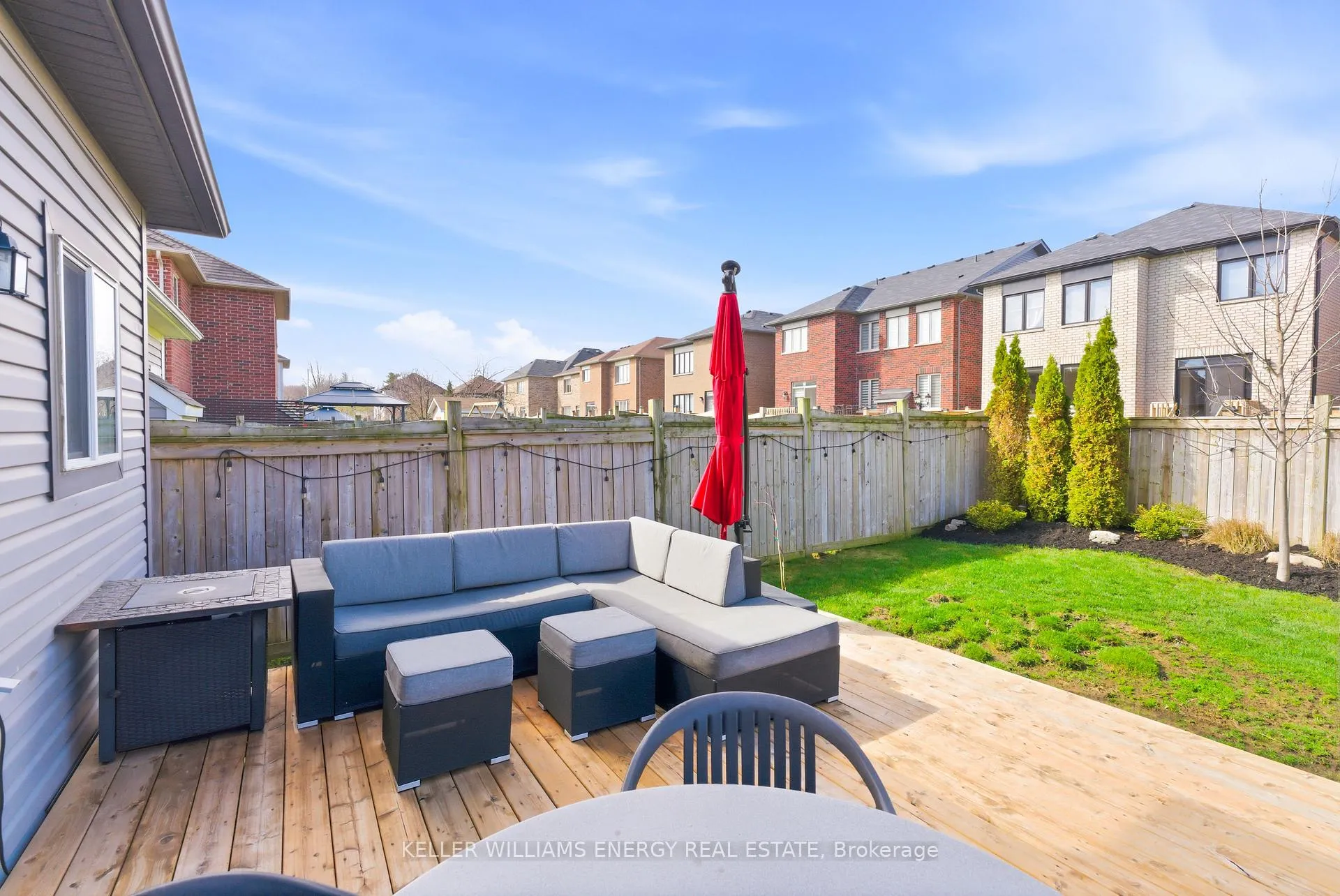 Photo 39 of 130 Buttonshaw Street, Clarington, Bowmanville — HOMEH