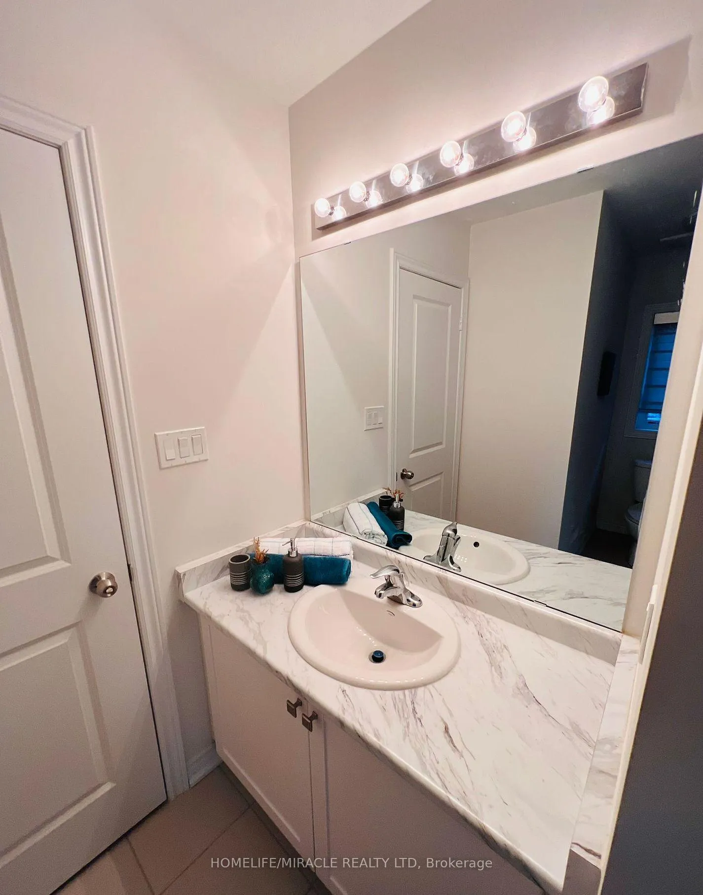 Photo 31 of 643 Anishinaabe Drive, Shelburne — HOMEH