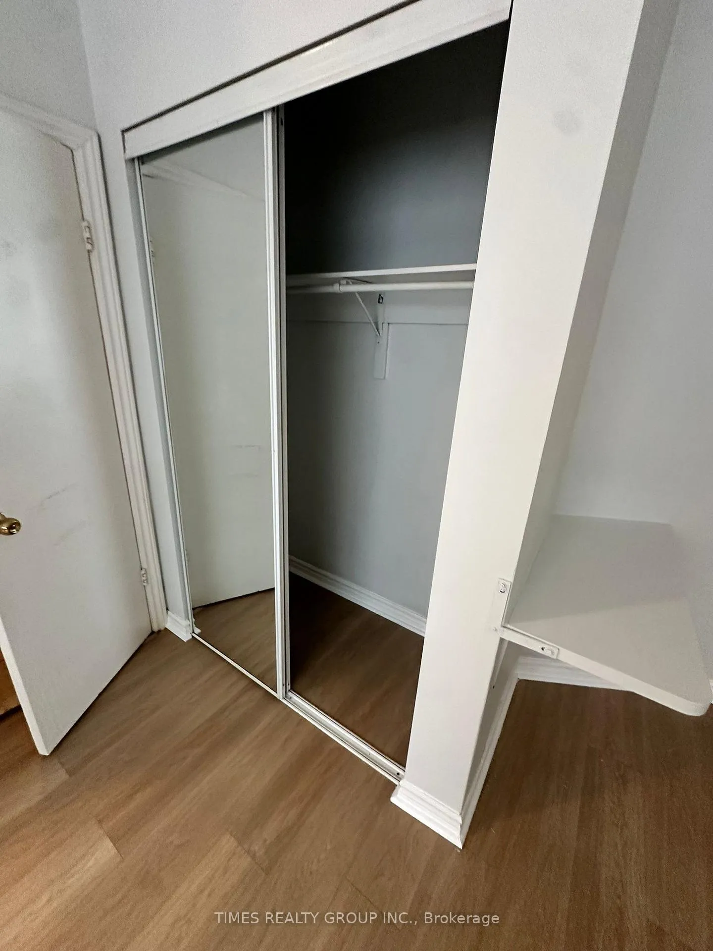 Photo 4 of Unit 103, 1566 Avenue Road, Toronto, Bedford Park-Nortown — HOMEH