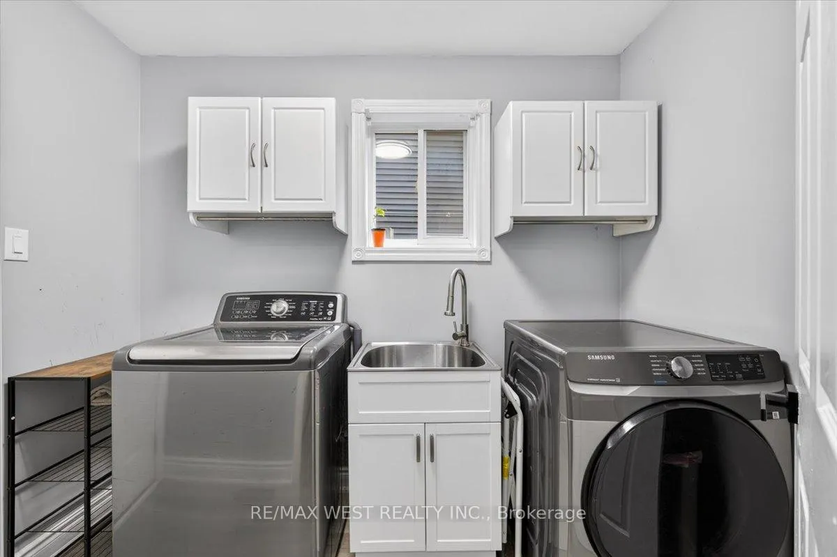 Photo 21 of 51 Stanley Street, Barrie, East Bayfield — HOMEH