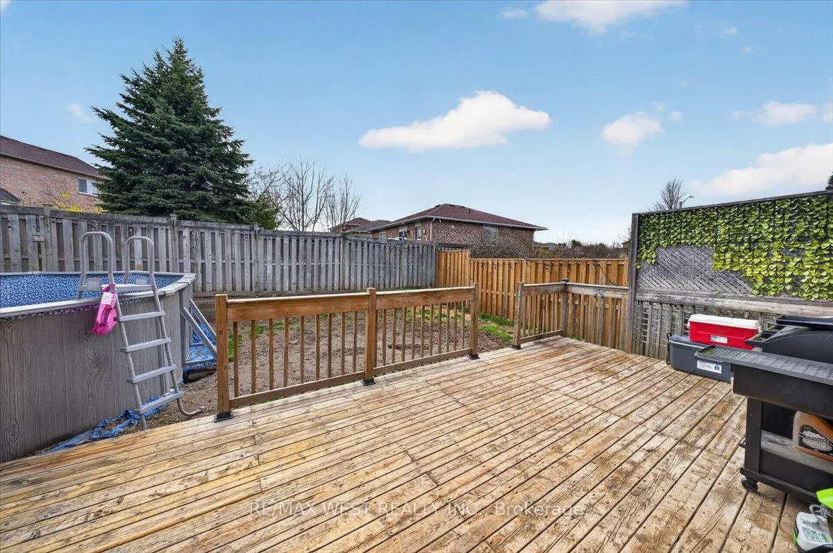 Photo 43 of 51 Stanley Street, Barrie, East Bayfield — HOMEH