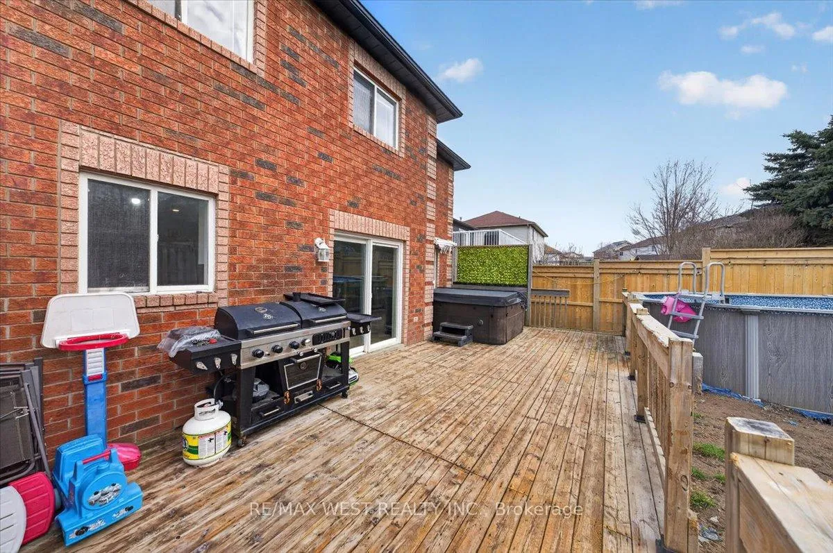 Photo 44 of 51 Stanley Street, Barrie, East Bayfield — HOMEH