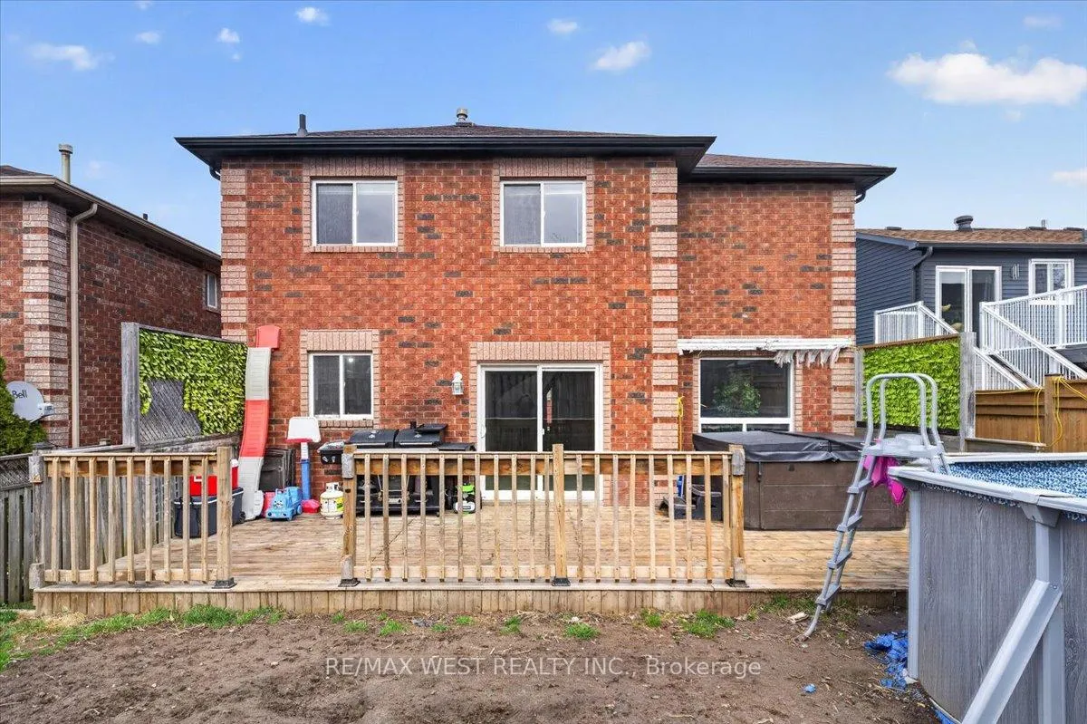 Photo 46 of 51 Stanley Street, Barrie, East Bayfield — HOMEH