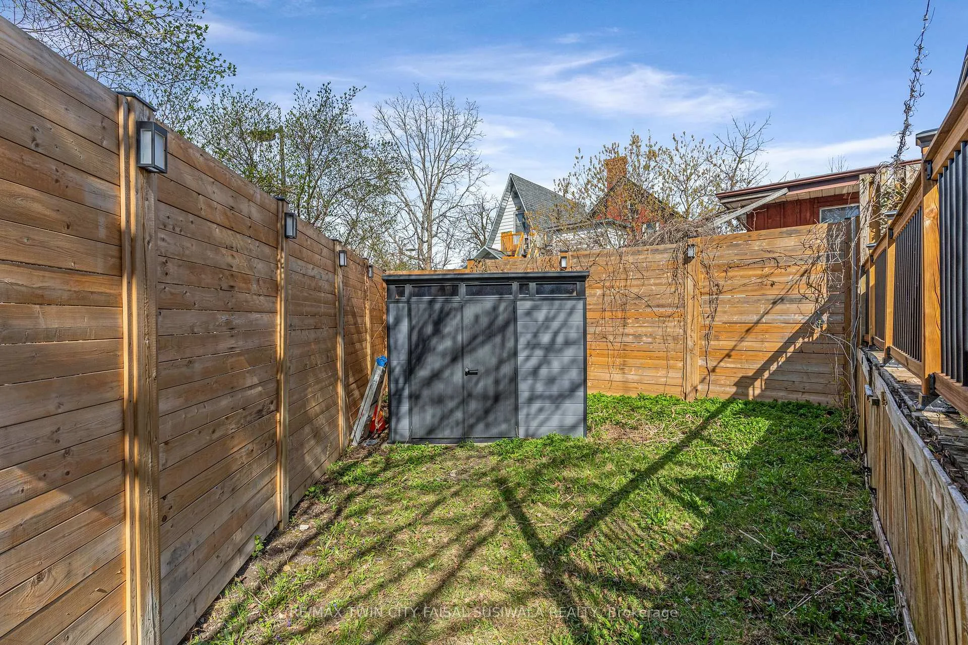 Photo 9 of 129 Ahrens Street W, Kitchener — HOMEH