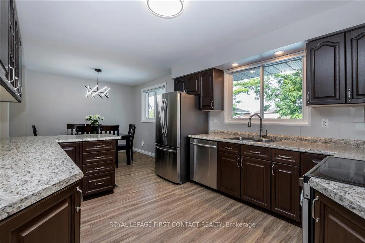 Photo 9 of 23 Virgilwood Crescent, Barrie, Cundles East — HOMEH