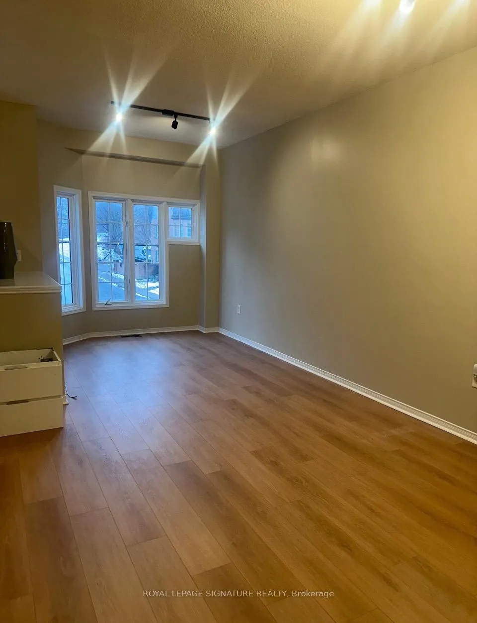 Photo 4 of 170 Dawes Road, Toronto, Crescent Town — HOMEH