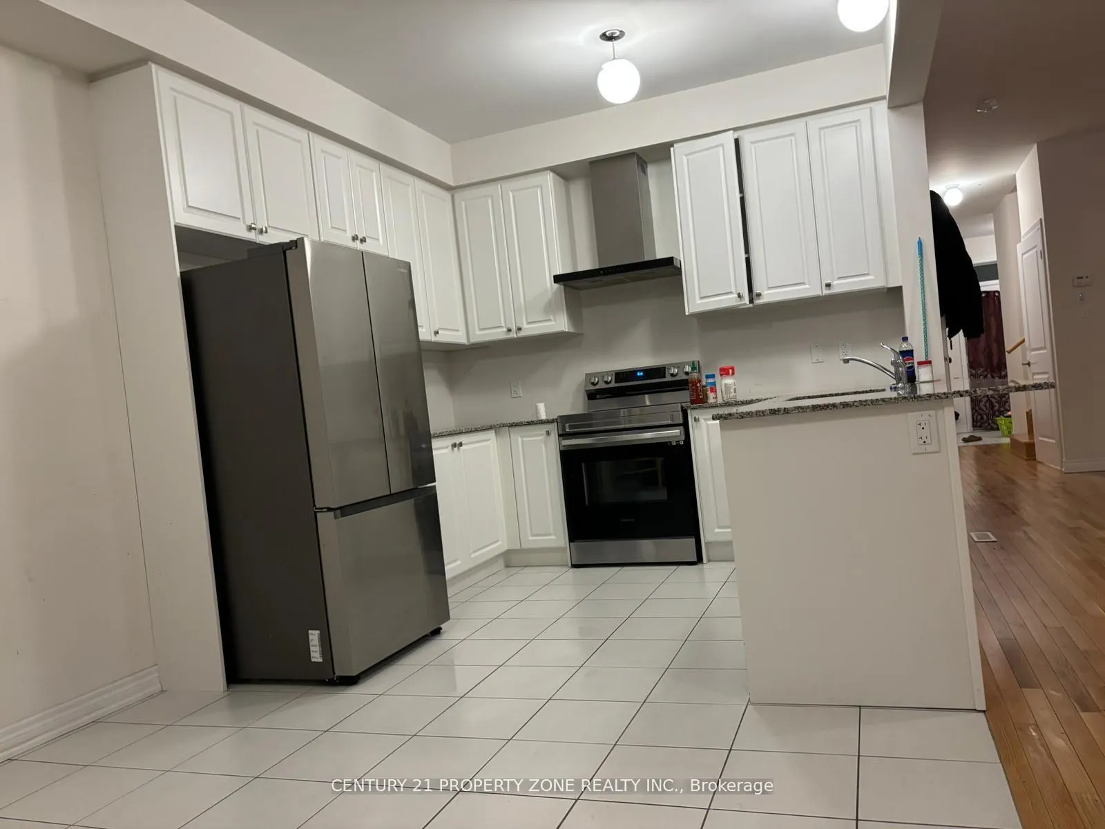Photo 2 of 1272 Amherst Gate, Oshawa, Kedron — HOMEH