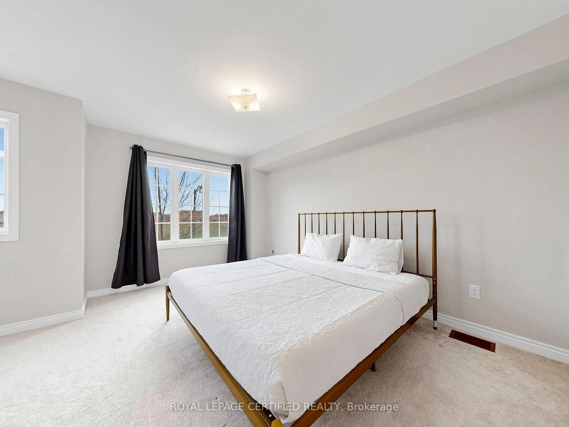 Photo 21 of 47 Red Brick Road, Markham, Cornell — HOMEH