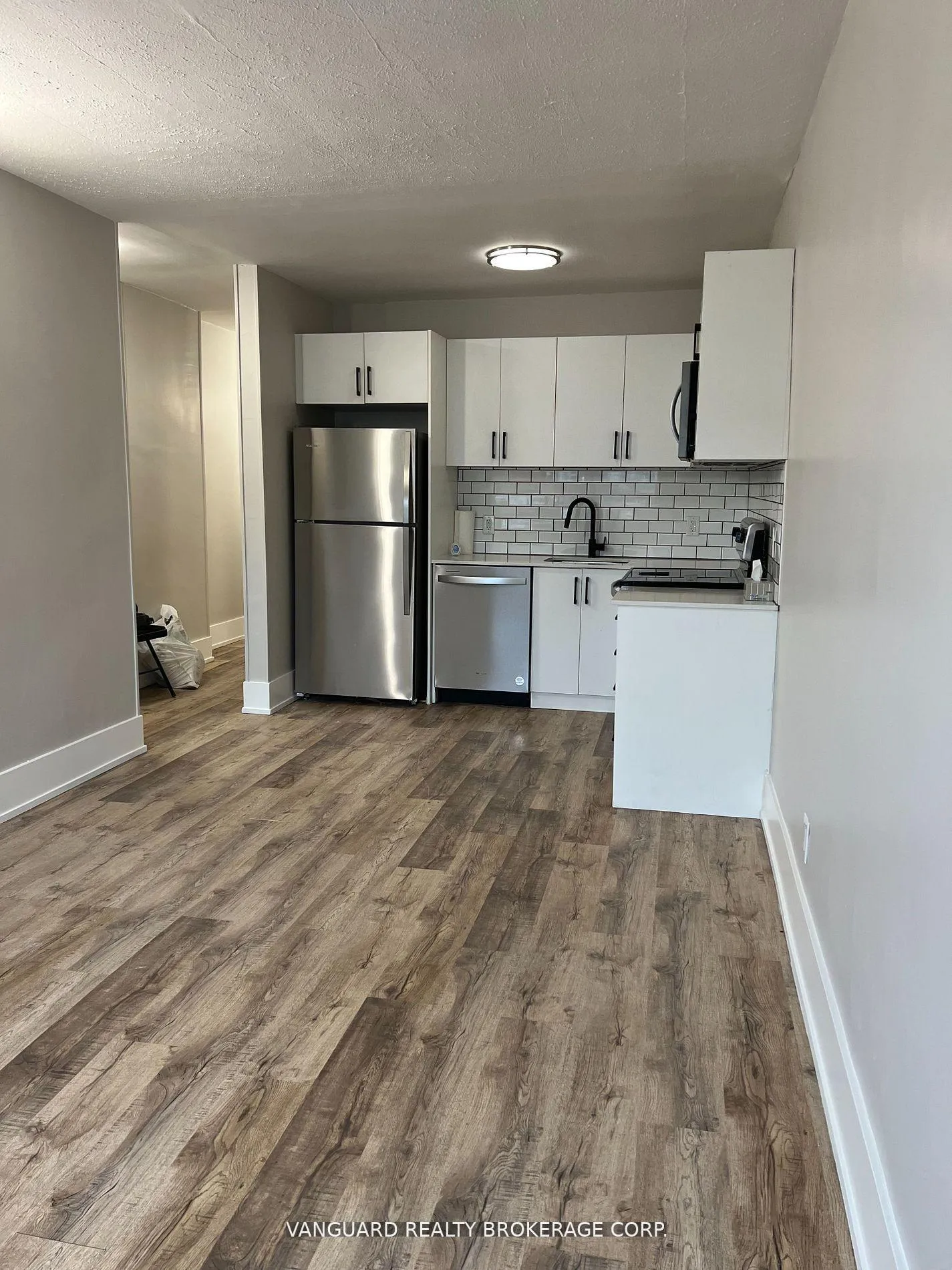 Photo 9 of 1623A Eglinton Avenue, Toronto, Oakwood Village — HOMEH
