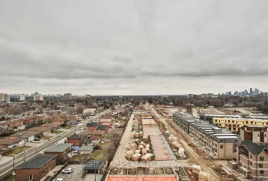 Photo 8 of Unit 1514, 120 Varna Drive, Toronto, Englemount-Lawrence — HOMEH