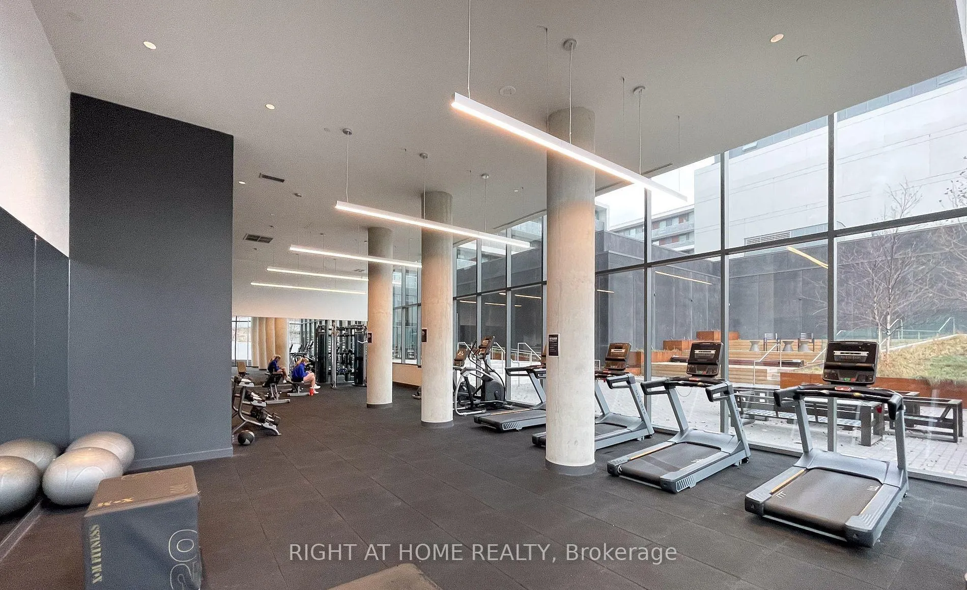 Photo 12 of Unit 1514, 120 Varna Drive, Toronto, Englemount-Lawrence — HOMEH