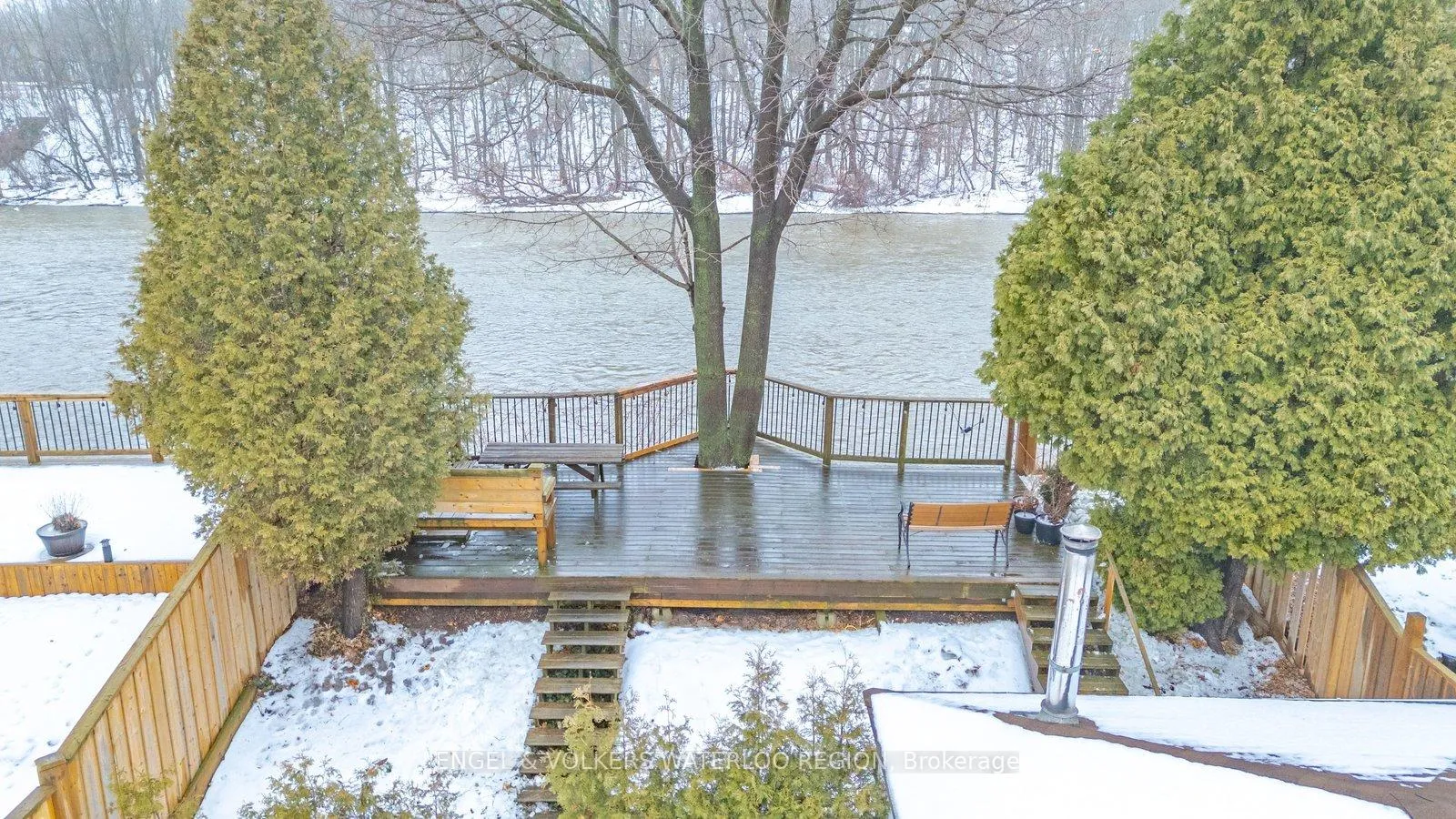 Photo 18 of 14 Willow Street, Brant, Paris — HOMEH