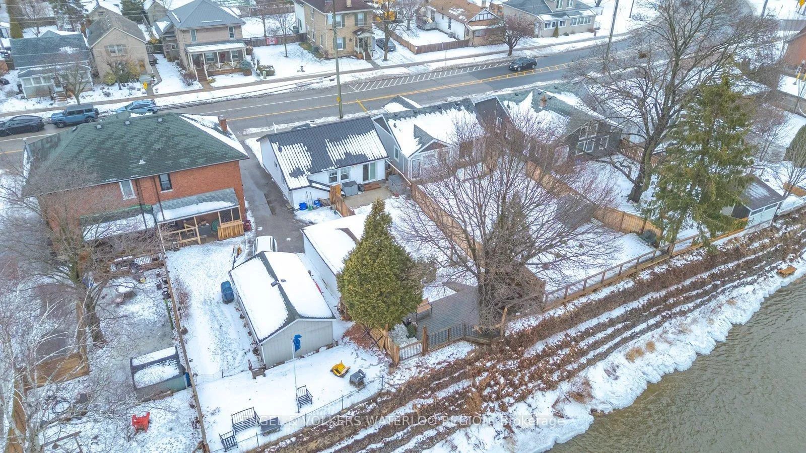 Photo 20 of 14 Willow Street, Brant, Paris — HOMEH