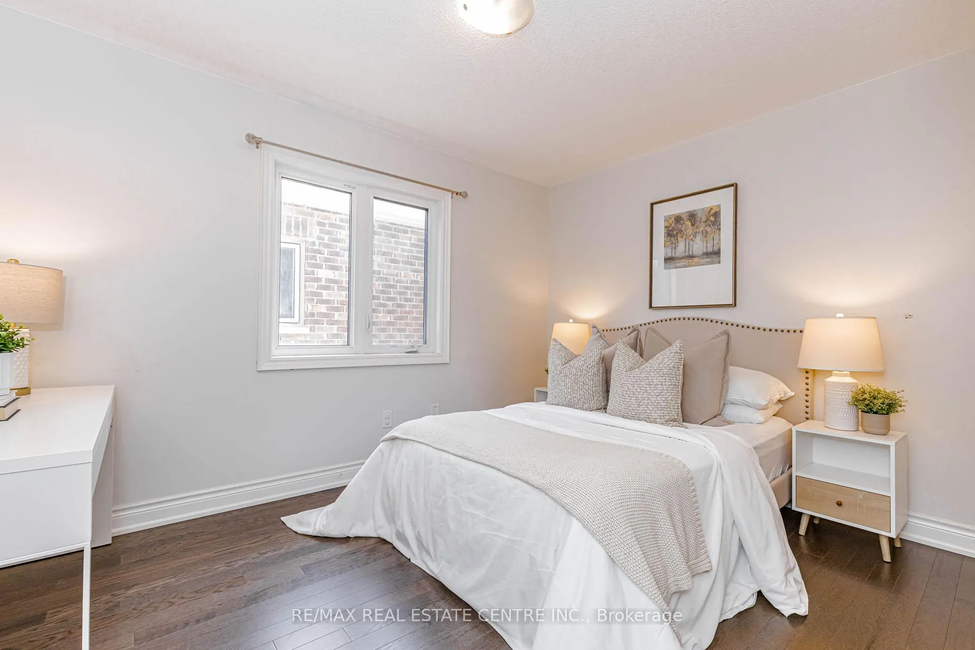 Photo 27 of 1311 Britton Crescent, Milton, Ford — HOMEH