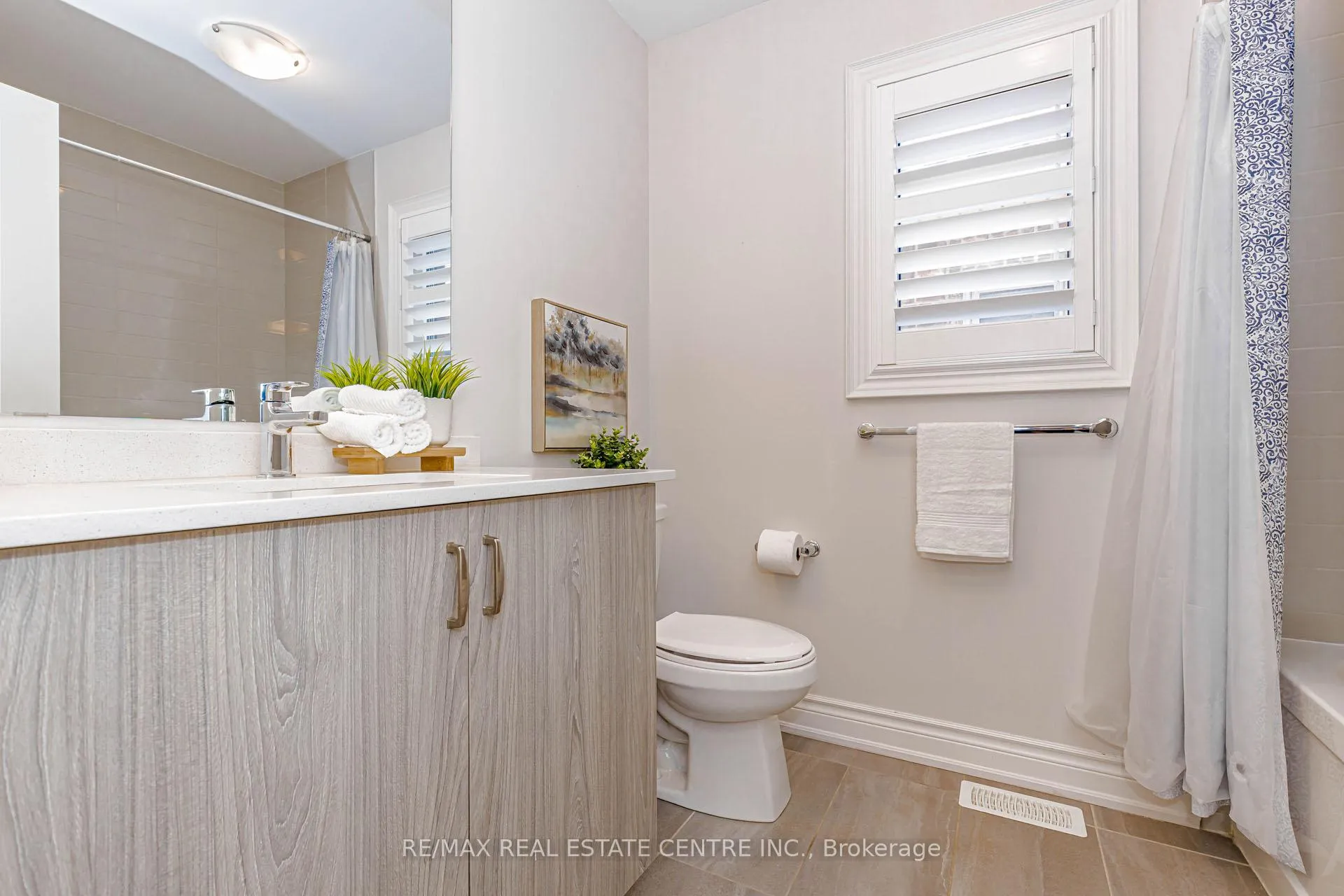 Photo 30 of 1311 Britton Crescent, Milton, Ford — HOMEH