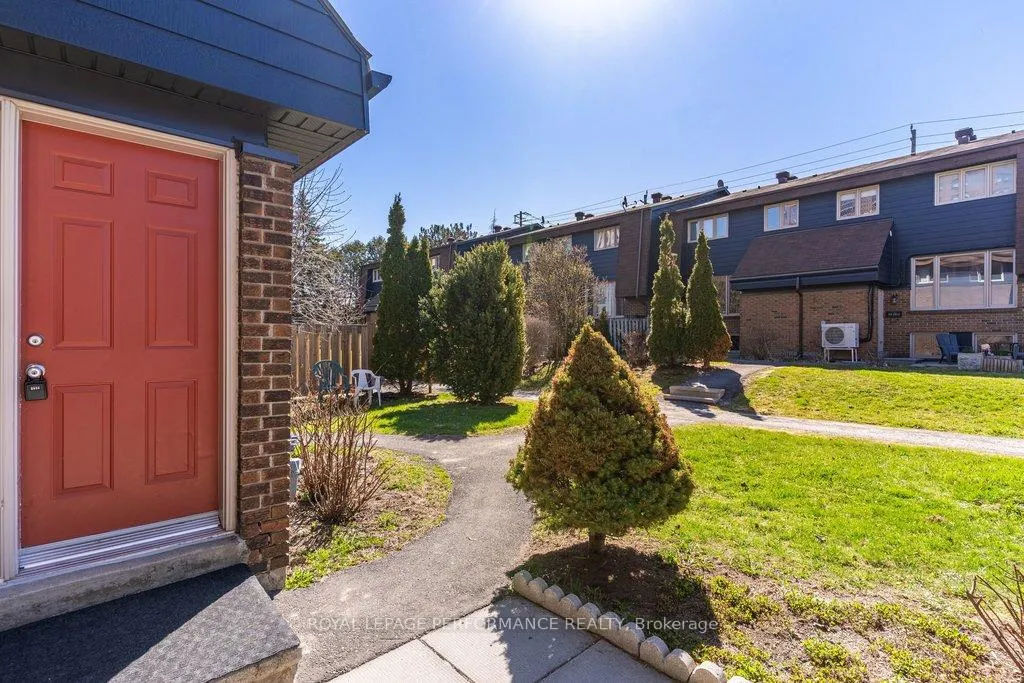 Photo 6 of Unit 55, 2610 Draper Avenue, Ottawa, Redwood Park — HOMEH