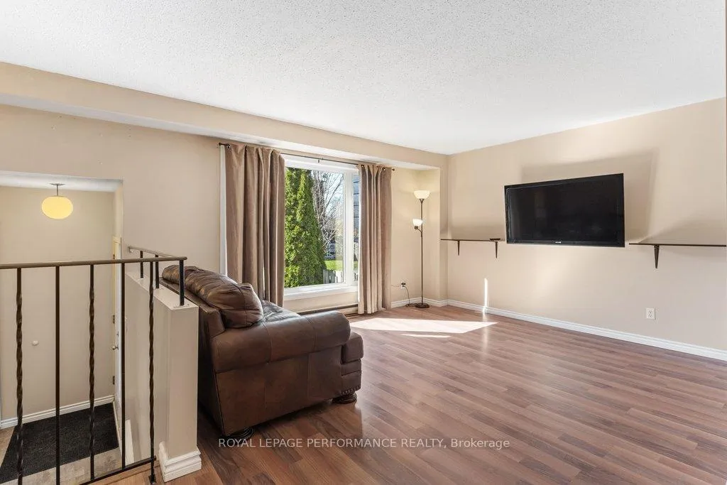 Photo 11 of Unit 55, 2610 Draper Avenue, Ottawa, Redwood Park — HOMEH