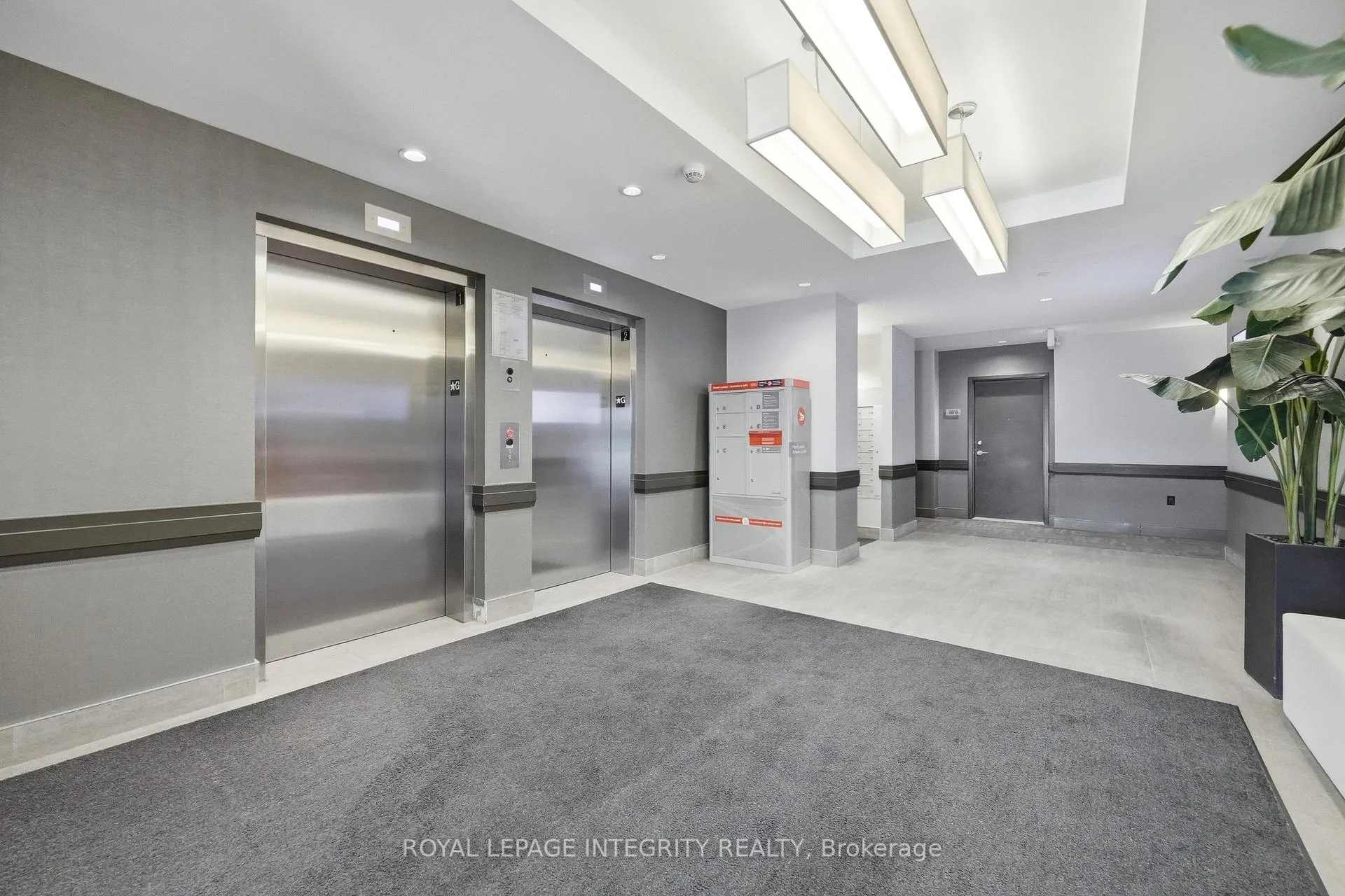 Photo 3 of Unit 412, 120 Prestige Circle, Ottawa, Chatelaine Village — HOMEH