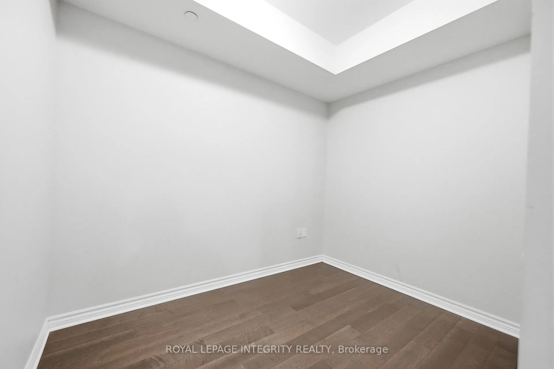 Photo 30 of Unit 412, 120 Prestige Circle, Ottawa, Chatelaine Village — HOMEH