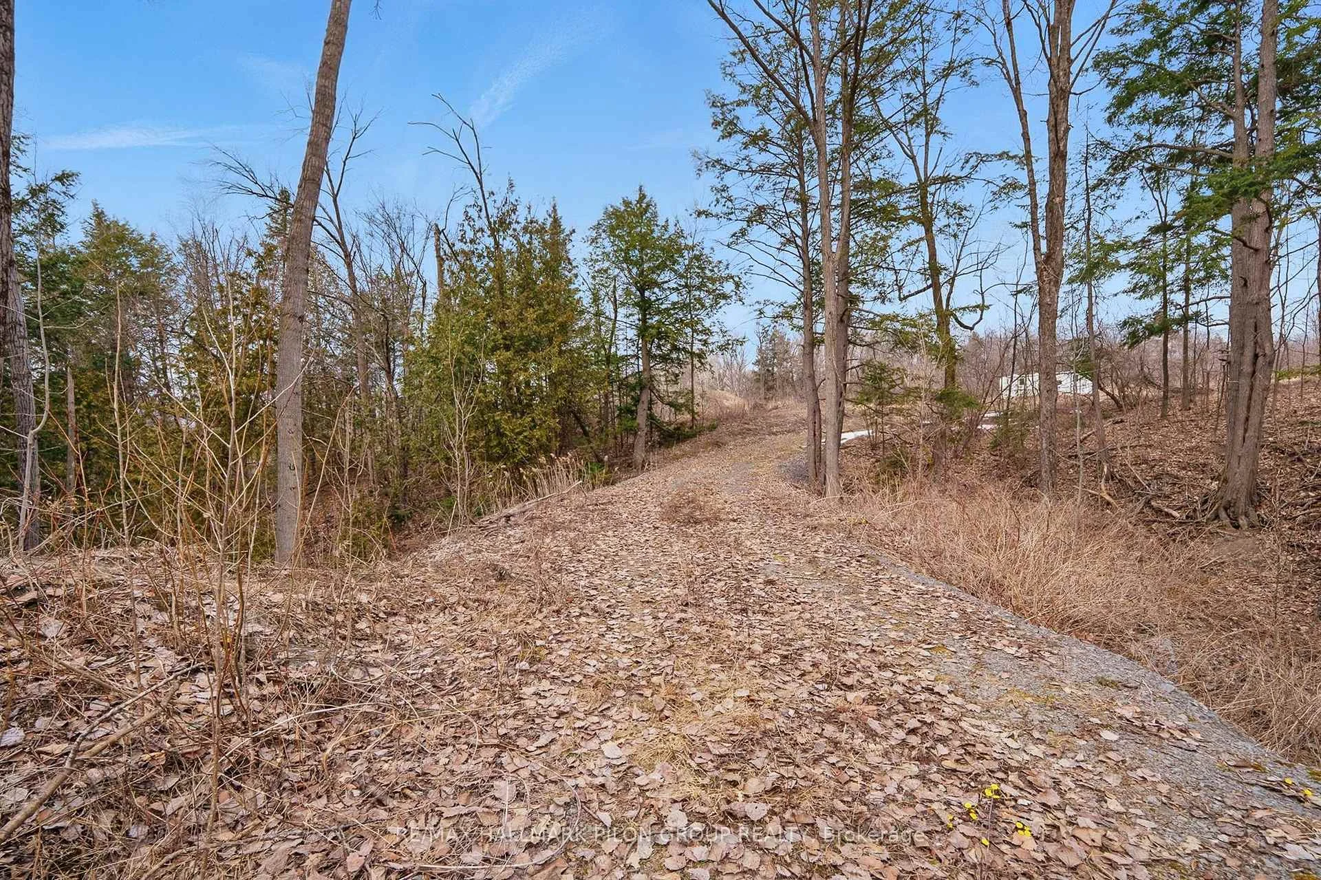 Photo 36 of 1219 Dunning Road, Ottawa, Cumberland Village — HOMEH