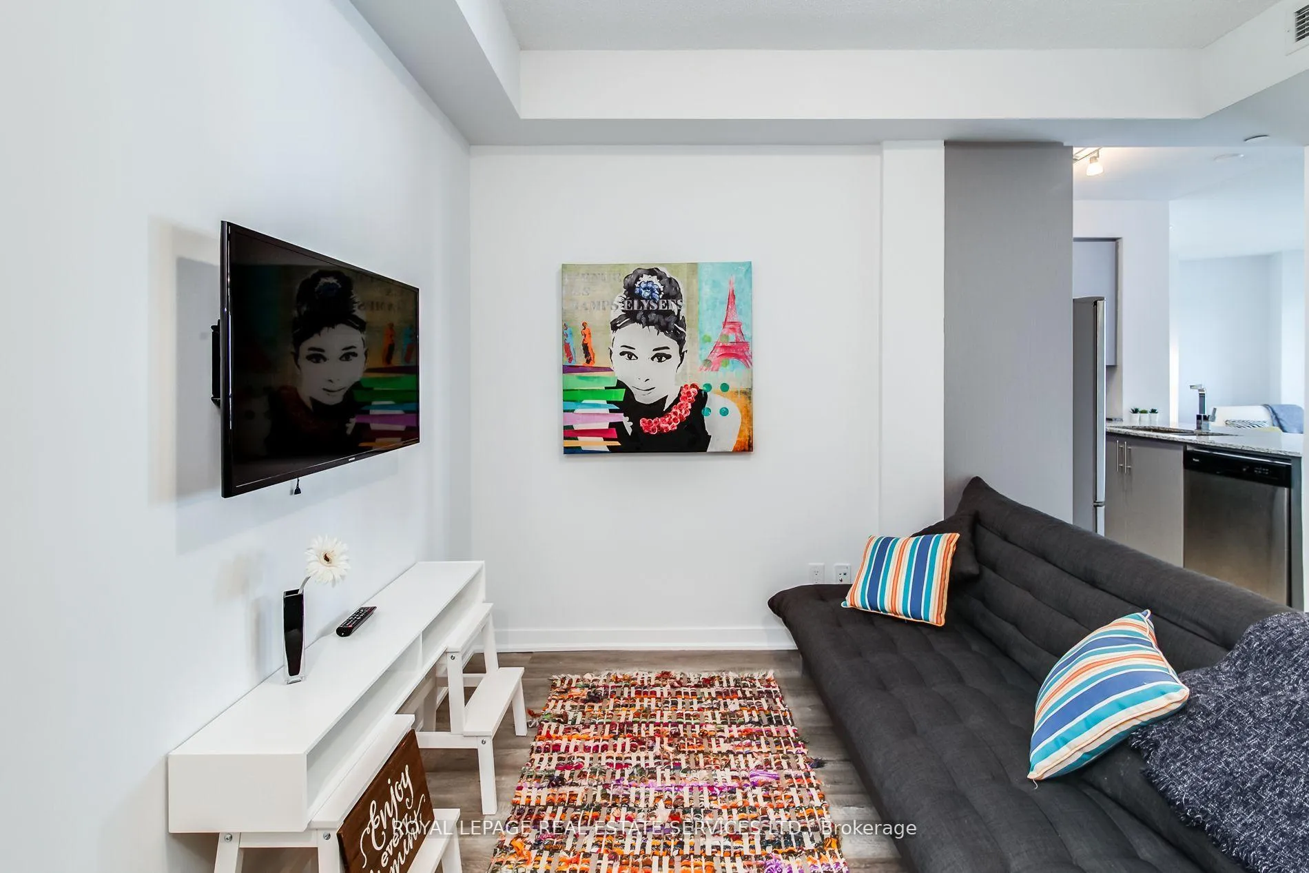 Photo 4 of Unit 615, 60 Berwick Avenue, Toronto, Yonge-Eglinton — HOMEH